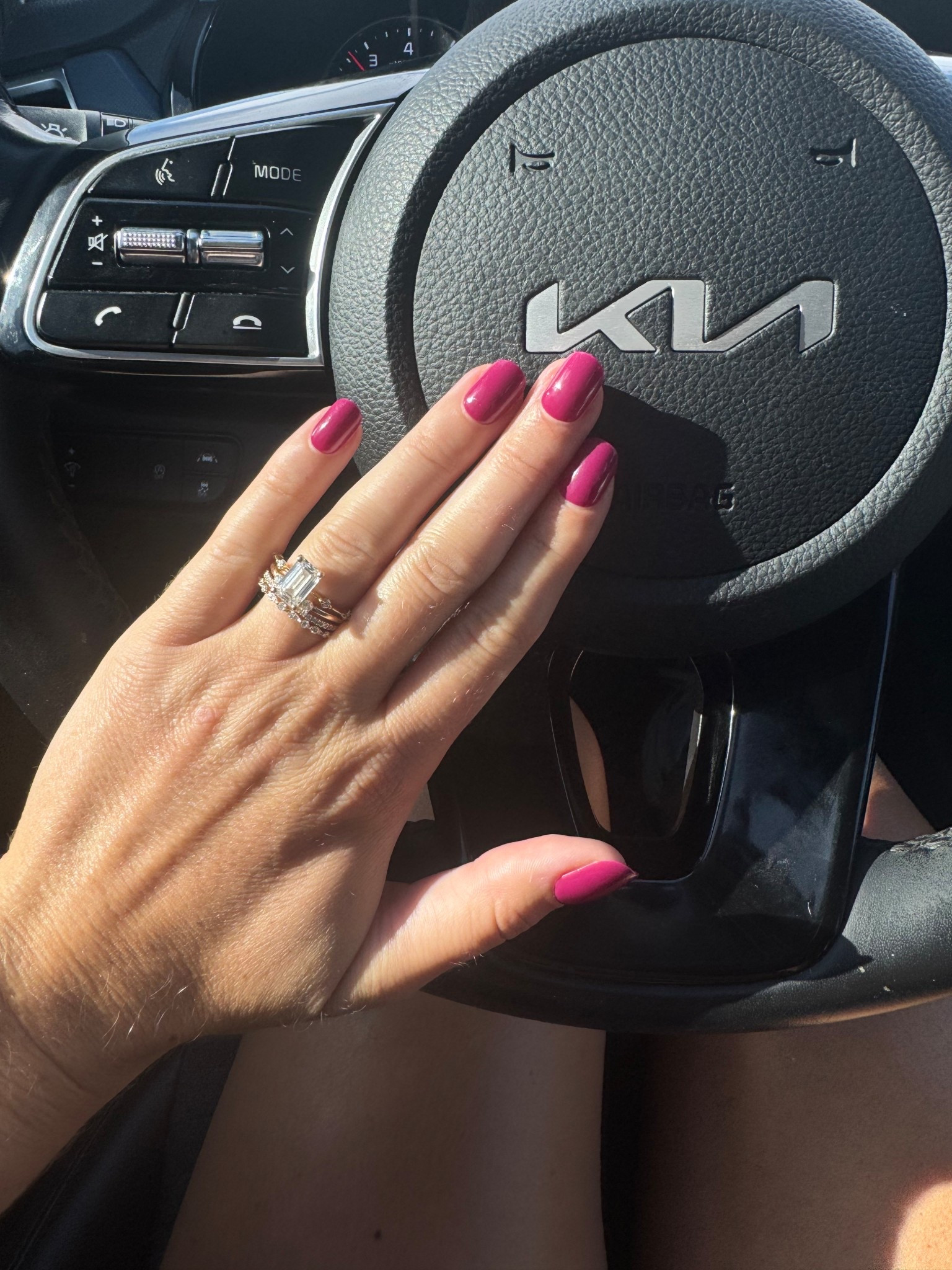 the best $9 mani !! No glue needed and they actually last a week or so ! Love this color for fall too ! 

#LTKSeasonal #LTKU #LTKBeauty