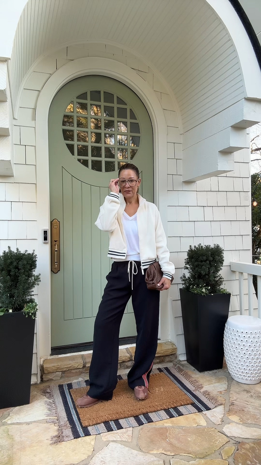 Saturday date night! Outfit inspiration! 
Jacket is new balance 🤍 

#LTKU