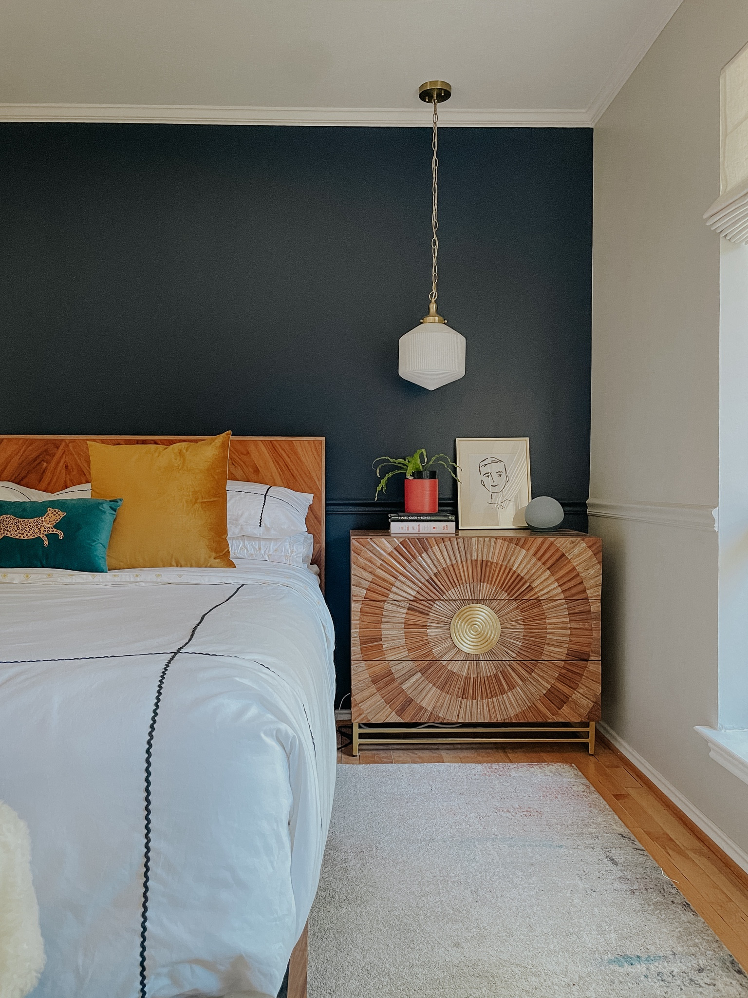 Bedroom decor inspo

Pendant lights | nightstands | pillows

#LTKfamily #LTKhome