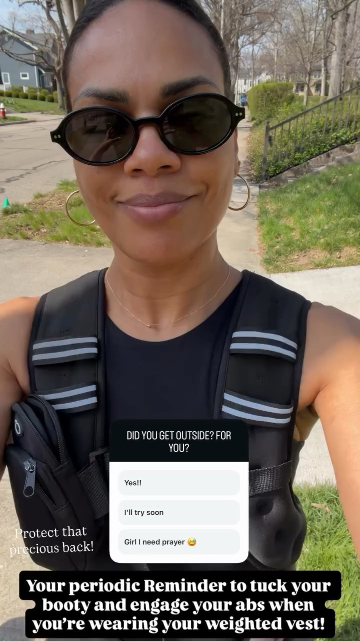 Your periodic Reminder to tuck your booty and engage your abs when you're wearing your weighted vest!



#LTKfitnessgoals #LTKActive #LTKmorningroutine