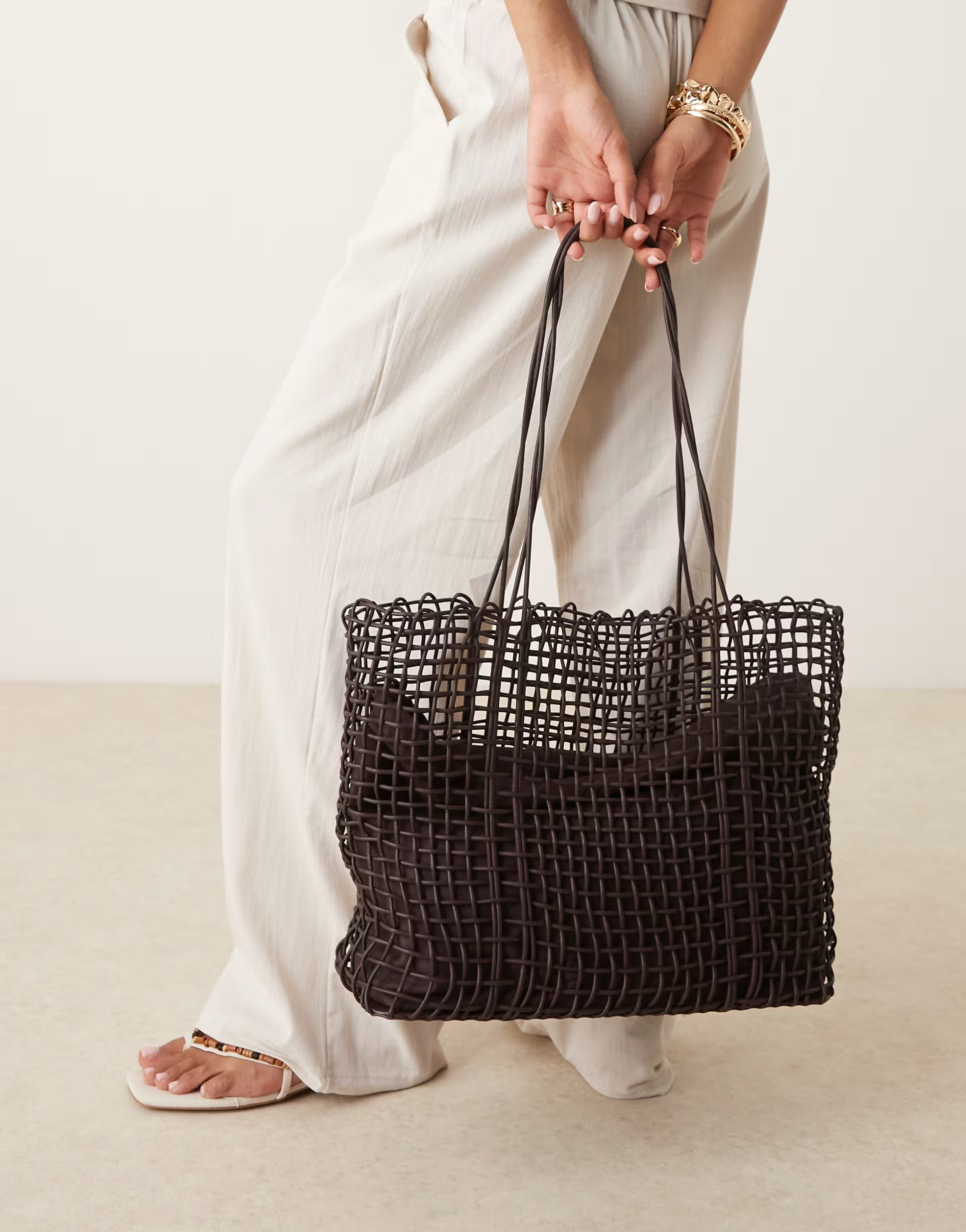 Mango weave detail tote bag with drawstrnig inner lining in brown | ASOS (Global)