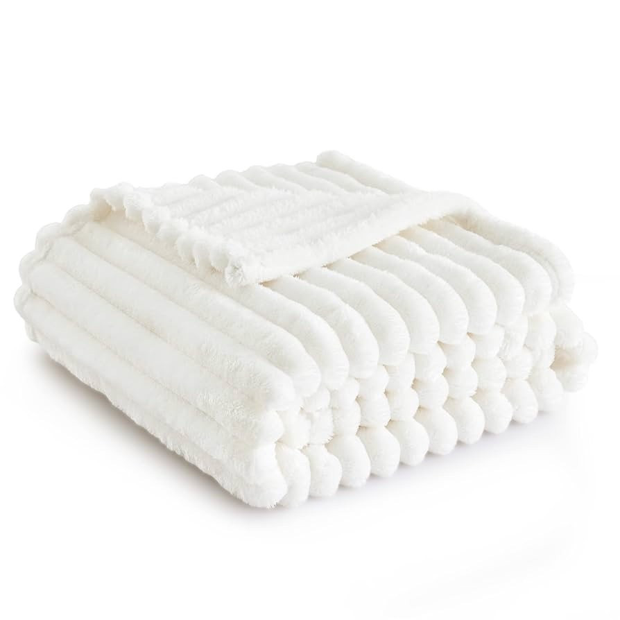 Proof that cozy can be chic 🕯️
This throw is buttery soft, under $25, and somehow makes my whole home feel more “put together.”
I have it in 3 rooms… not sorry 😌

Chic on a budget, affordable home decor, modern chic home, modern home, neutral vibes, Amazon home, Amazon home finds

#LTKFindsUnder50 #LTKStyleTip #LTKHome