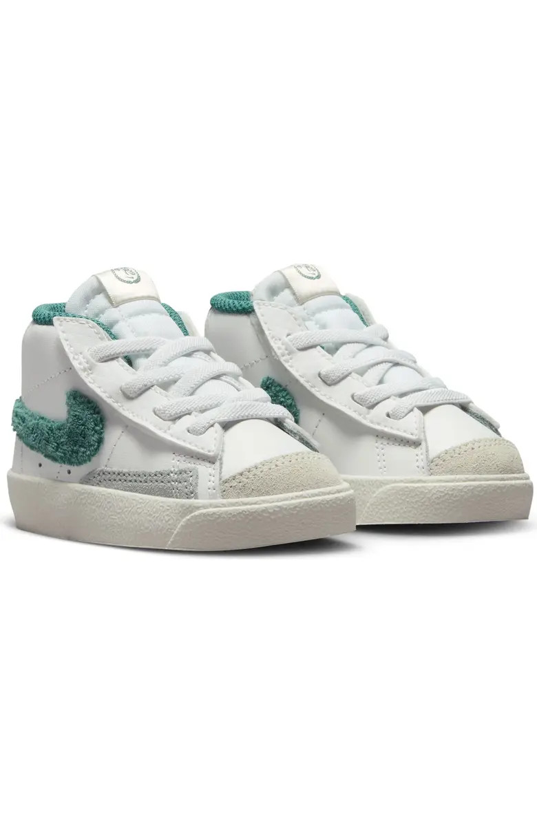 Nike Kids' Blazer Mid '77 SE Sneaker | Nordstrom | Nordstrom