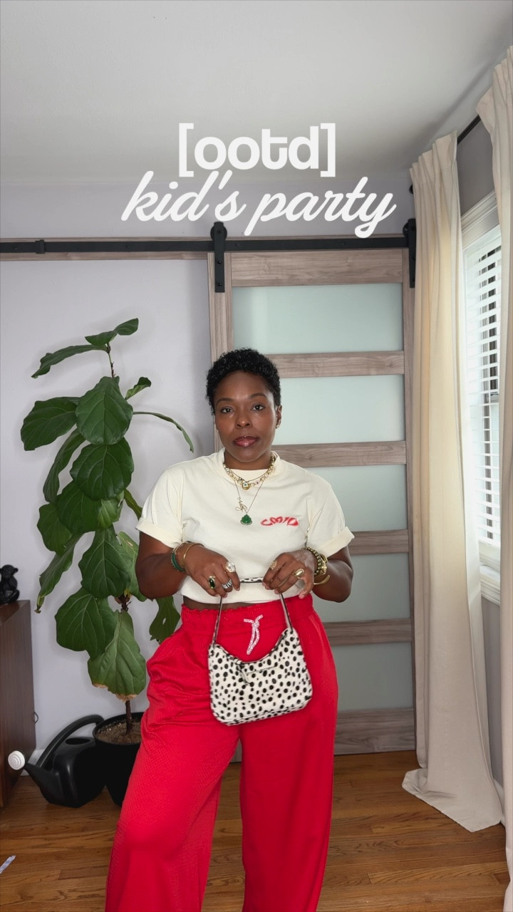 OOTD: we’re going to a kids birthday party 

#LTKStyleTip #LTKFindsUnder100 #LTKFindsUnder50