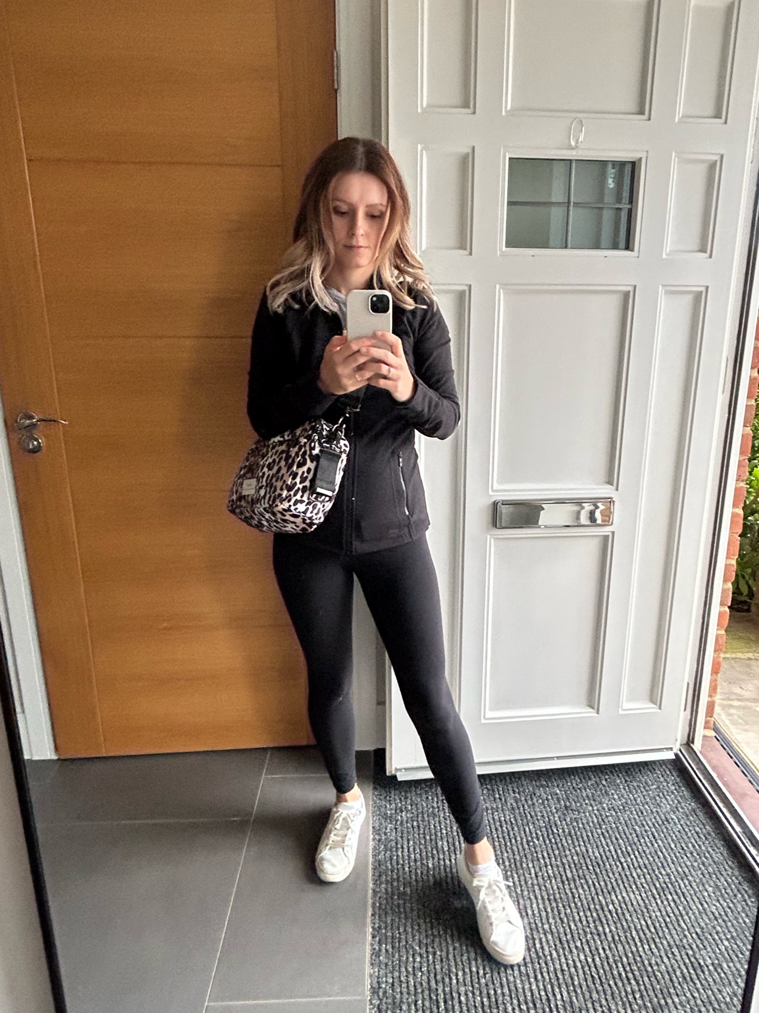 School run minimalist mum outfit

#LTKautumn #LTKstyletip #LTKuk