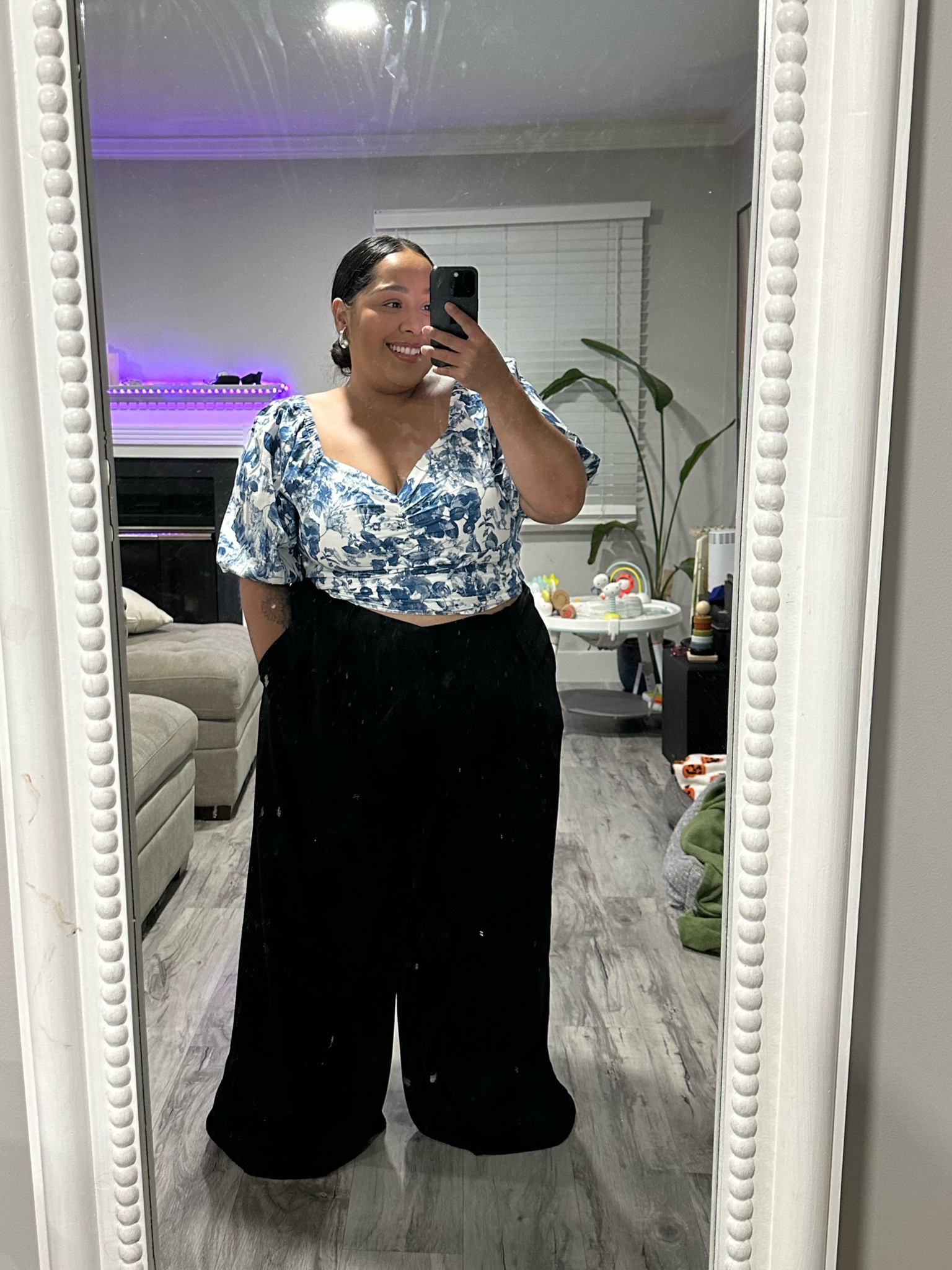 Parent Teacher Conference Outfit 

Wore this to my daughters school today perfect for the transitional summer to fall weather we are in. 

Trousers are in size 2x NOT XXL, there’s a difference. 

Top is in size xxl and has a stretchy back to it, also super comfy on my big Bertha arms 

#LTKSeasonal #LTKstyletip