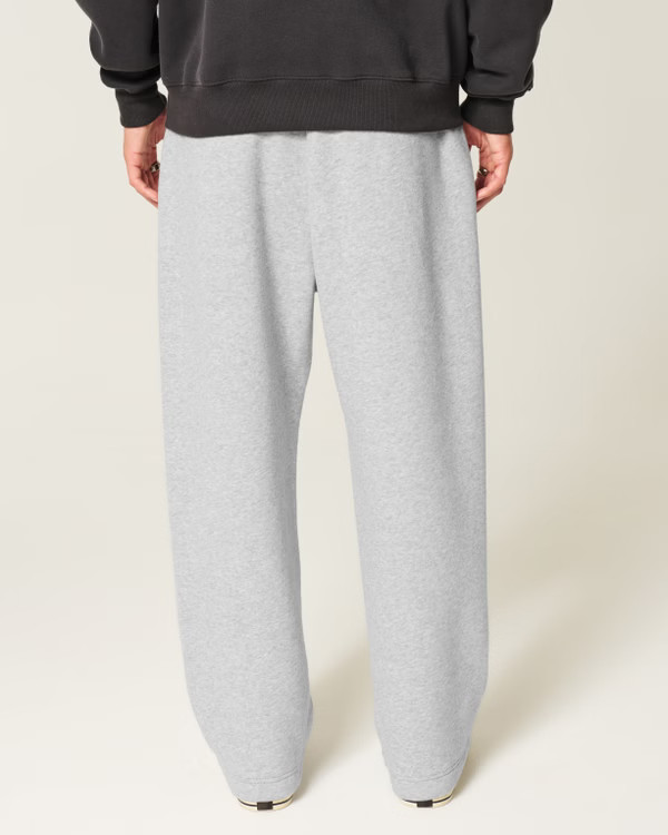 Baggy Sweatpants | Hollister (US)