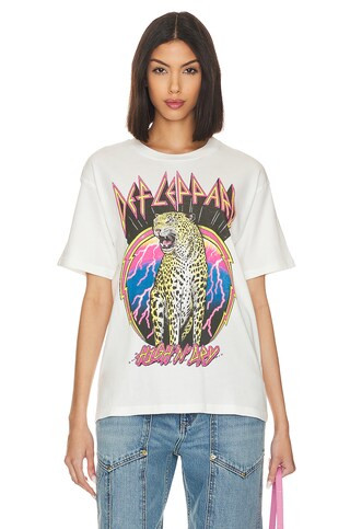 Def Leppard High N Dry Weekend Tee
                    
                    DAYDREAMER | Revolve Clothing (Global)