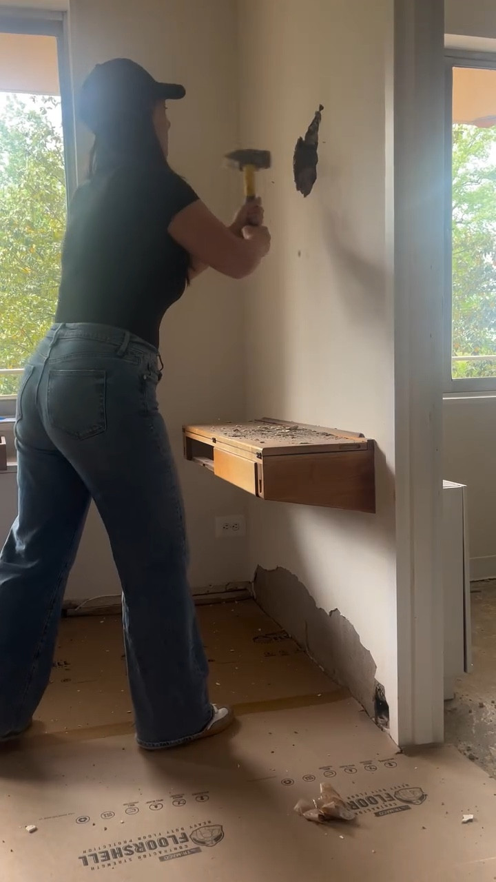 After 8 months of plans, permits, and patience… my mom finally broke ground (well, walls literally) on her new place! 🏗️ And guess who insisted on taking the first swing? Yep …  72 and still the queen of demo 💪👑 #homerenovation #Renovation #newhome #construction #womenatwork #washingtondc Huge thanks to @frigidaire and @lgusa for sending over the appliances!