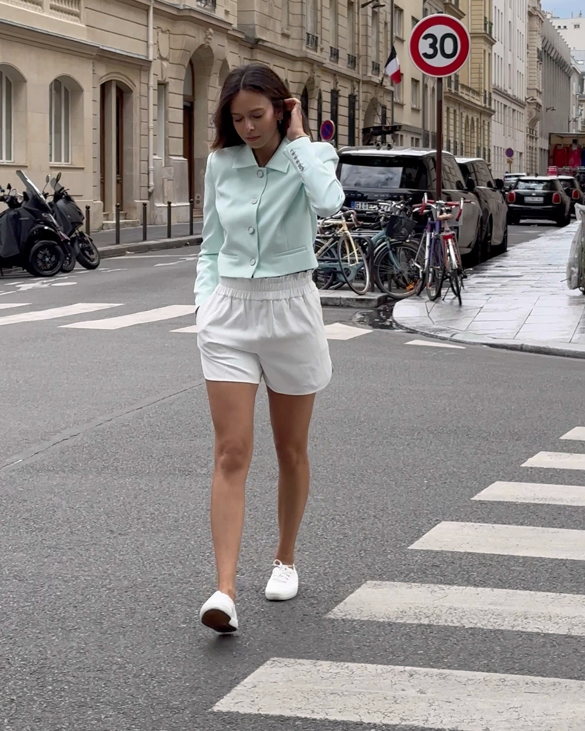 A day running around Paris with my comfy classic Keds! Use my code KEDSZEIN25 for 25% off