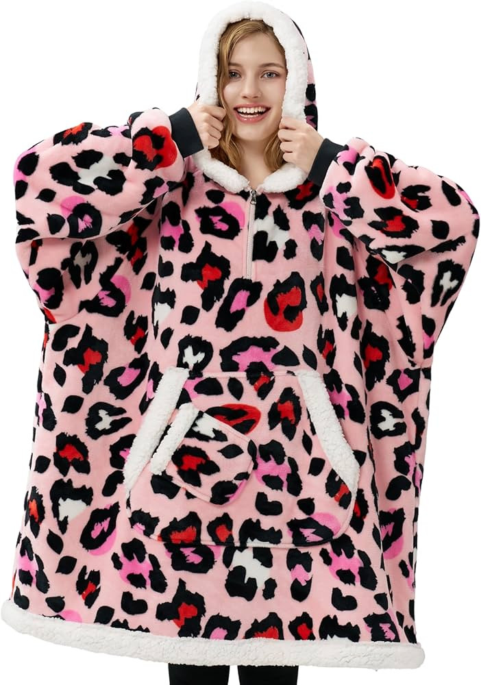 Giggling Getup Wearable Blanket Hoodie for Adults Gifts for Teen Girls Sister Women Sherpa Fleece... | Amazon (US)