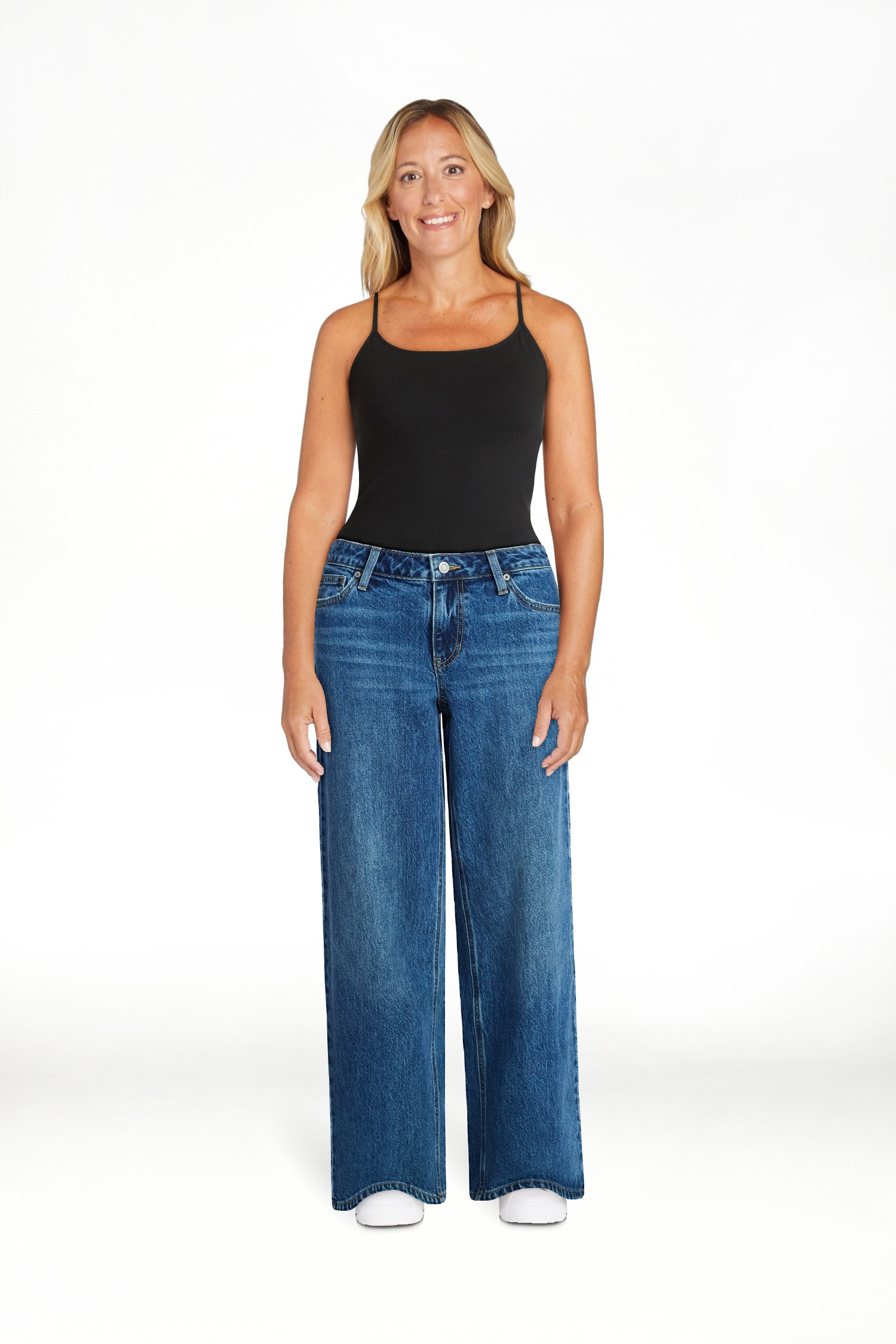 No Boundaries Mid-Rise Baggy Jeans, 31" Inseam, Women's & Women's Plus Sizes 00-24W | Walmart (US)