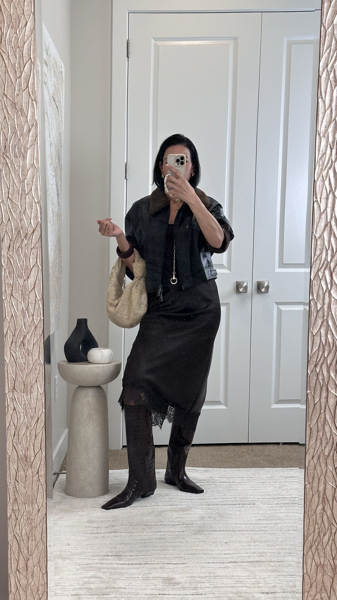 Lace and croc fall trends 

#LTKOver40 #LTKSeasonal #LTKStyleTip