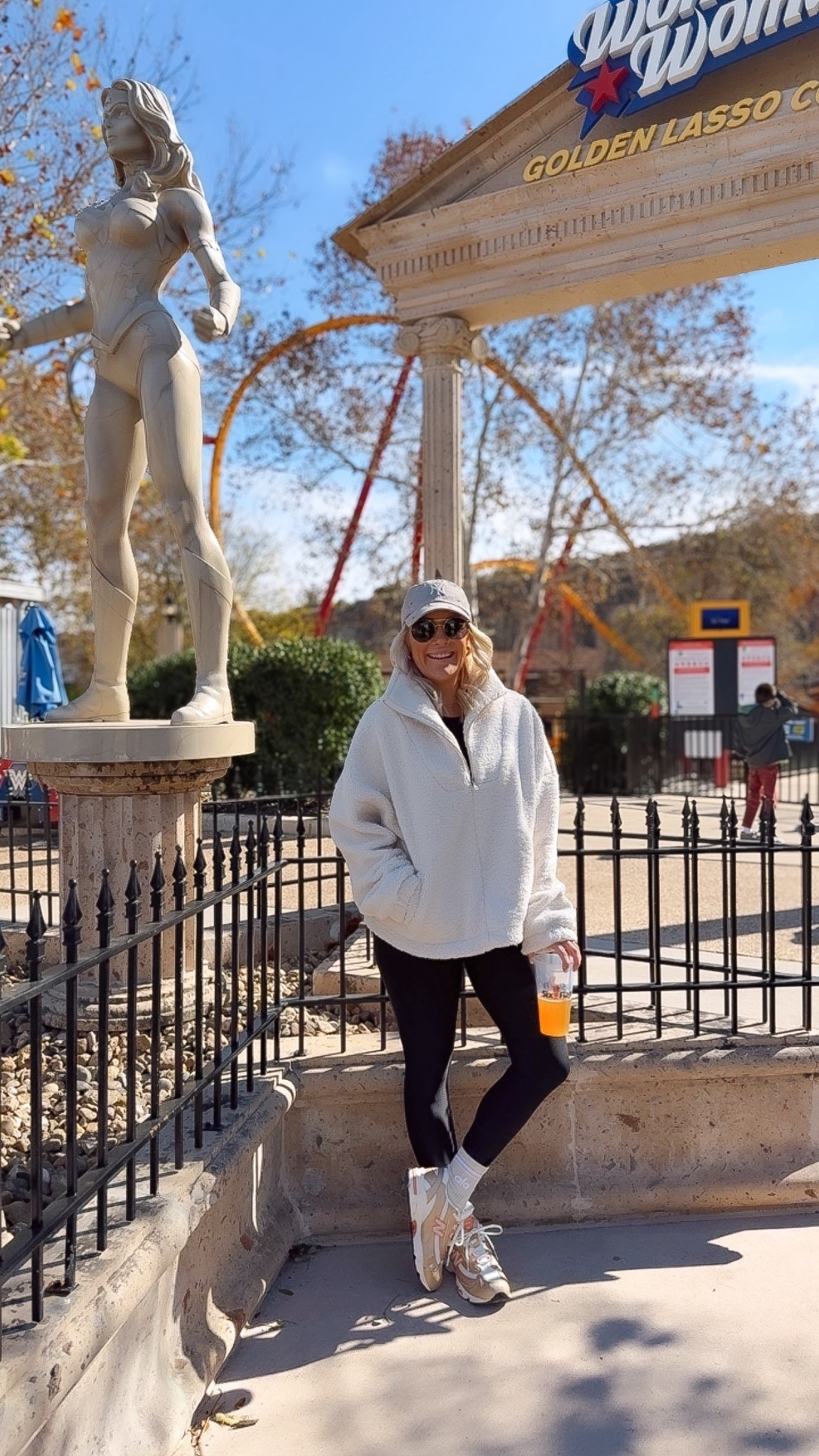 Today’s outfit for a fun day at six flags 