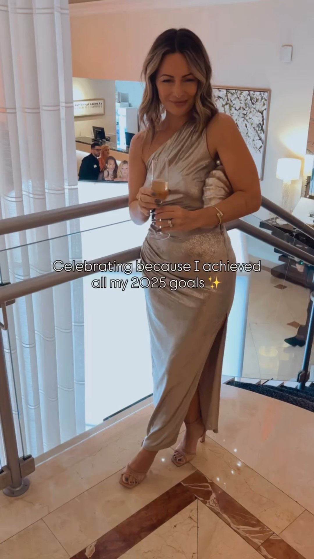 Feeling accomplished 🤗✨😂 what are your 2026 goals?! 🤔⬇️

#2025goals #newyearsresolution #momhumor #momwin