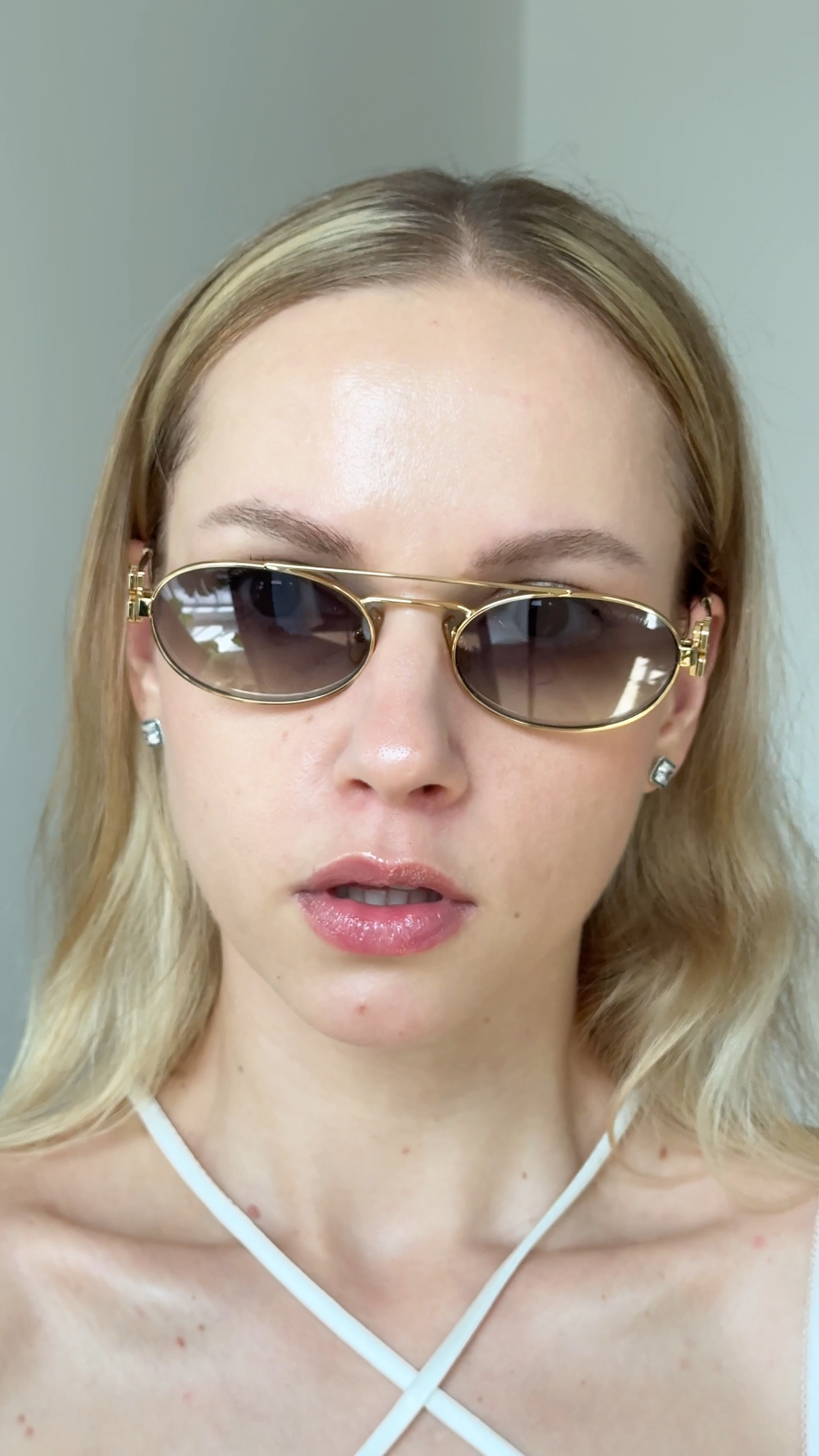 Can’t live without the lipgloss from the drugstore 

#LTKbeauty #LTKeurope #LTKdeutschland