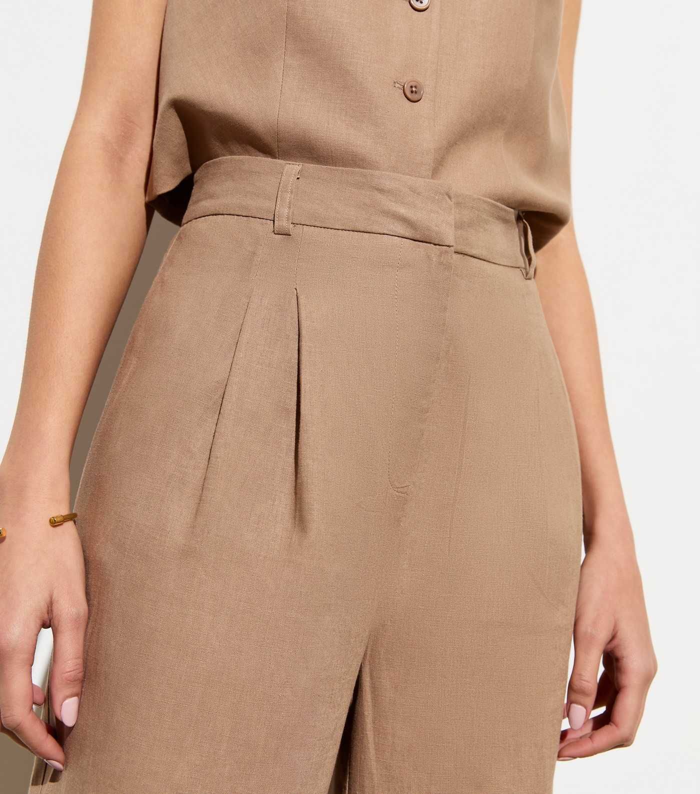 Light Brown Linen Blend Wide Leg Trousers | New Look | New Look (UK)