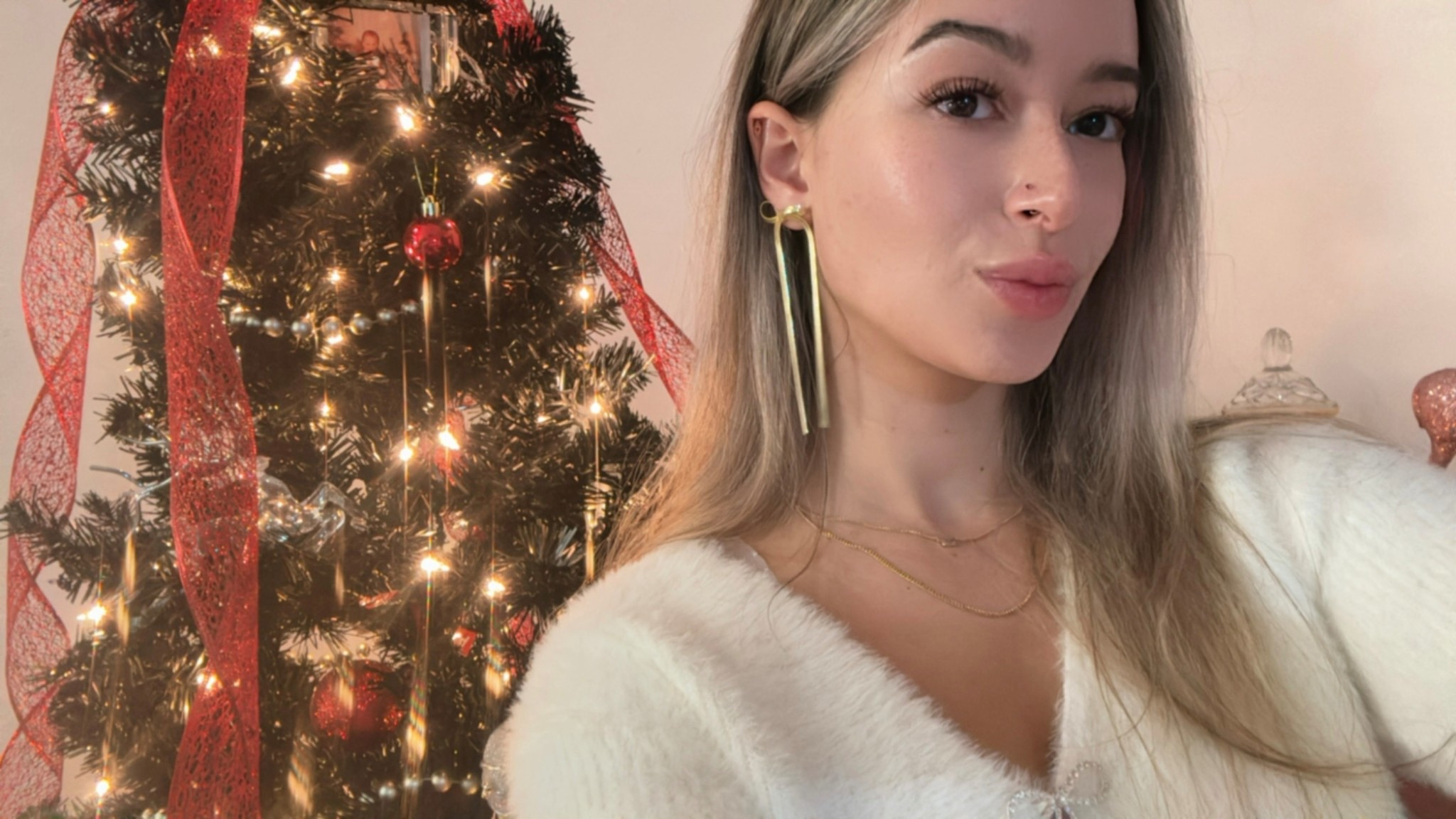 These bow earrings are the perfect holiday accessory — dainty, lightweight, and just the right amount of sparkle. ✨ I love how they dangle without feeling “too much,” and they instantly dress up any cozy winter outfit. Perfect for Christmas parties, holiday dinners, or even a cute work-day look by the tree. Linked the exact pair for you! 

#LTKGiftGuide #LTKFindsUnder50 #LTKHoliday