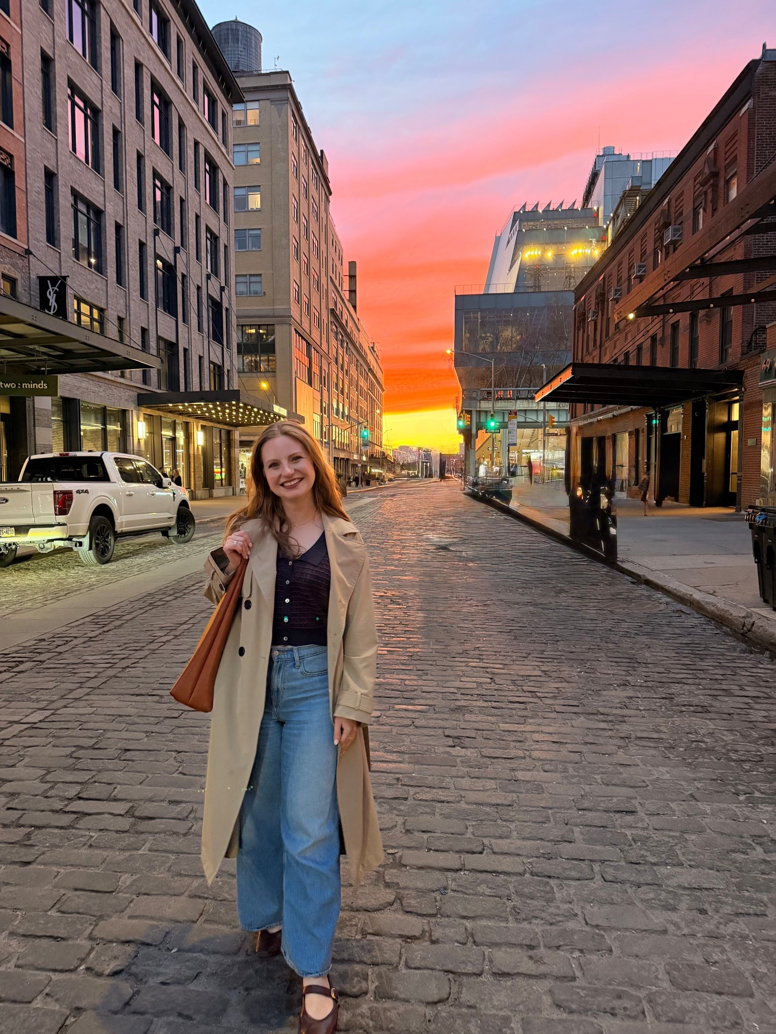 Daylight savings and the first 7 PM sunset did not disappoint. I’ve been dying to wear this Zara polo, and I paired it with wide leg jeans and a trenchcoat.

Spring outfit, spring outfit idea, transitional dressing, wide leg jeans ￼