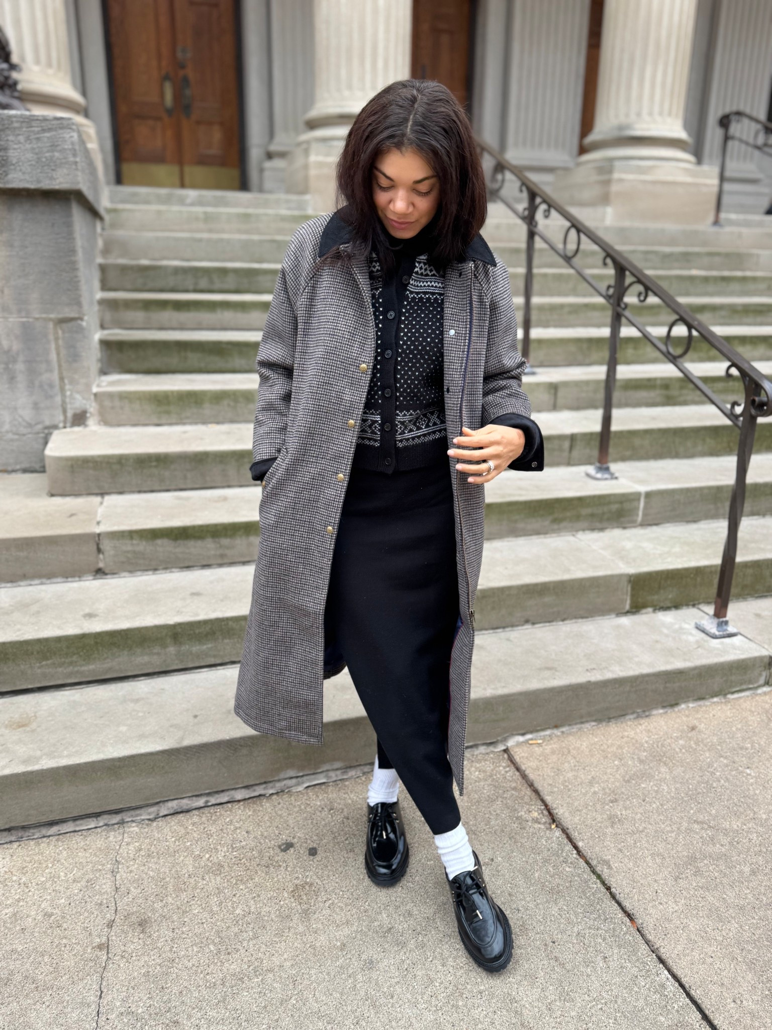 Beautiful barn coat perfecting for your seasonal outfits—it’s both stylish and warm!

#LTKHoliday #LTKootd