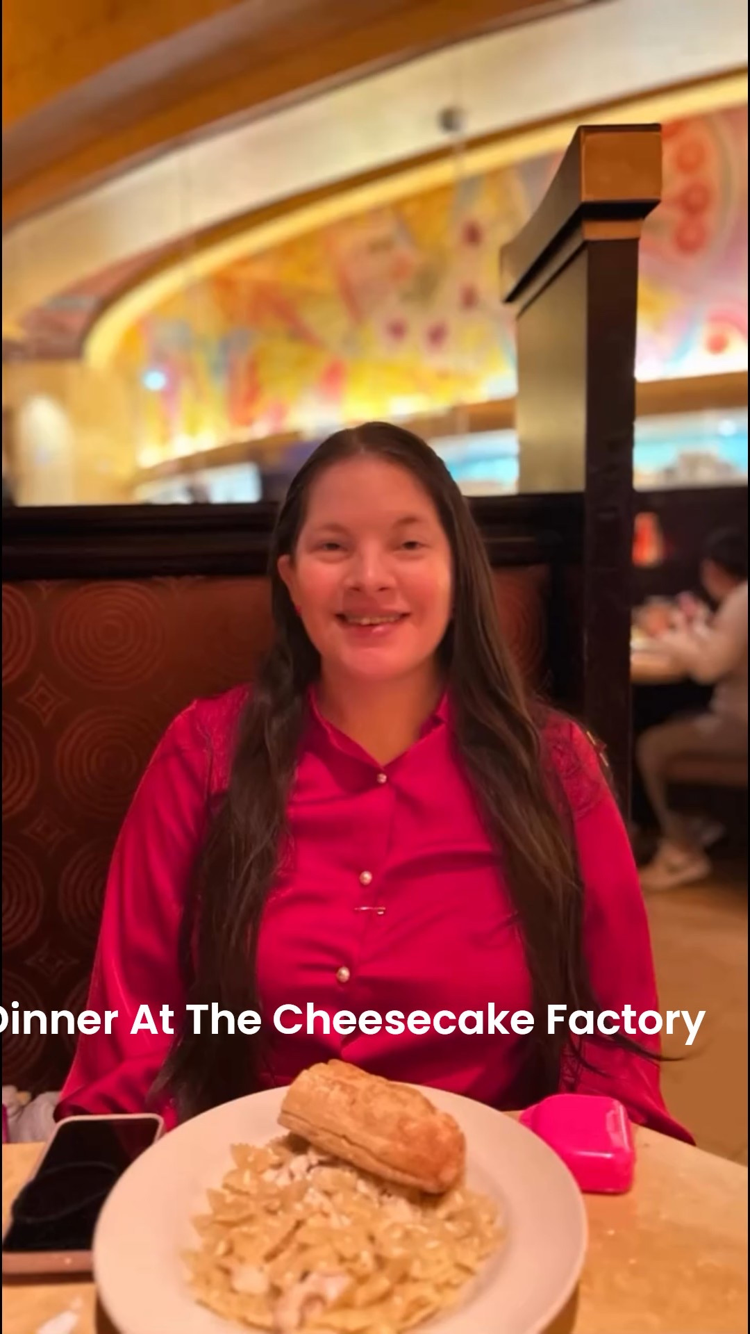 Just a photo from dinner at @cheesecakefactory on Sunday 🍰 🍝 I’m wearing my Red CeCe Blouse With Pearl Buttons. It’s perfect for the Holidays too!
