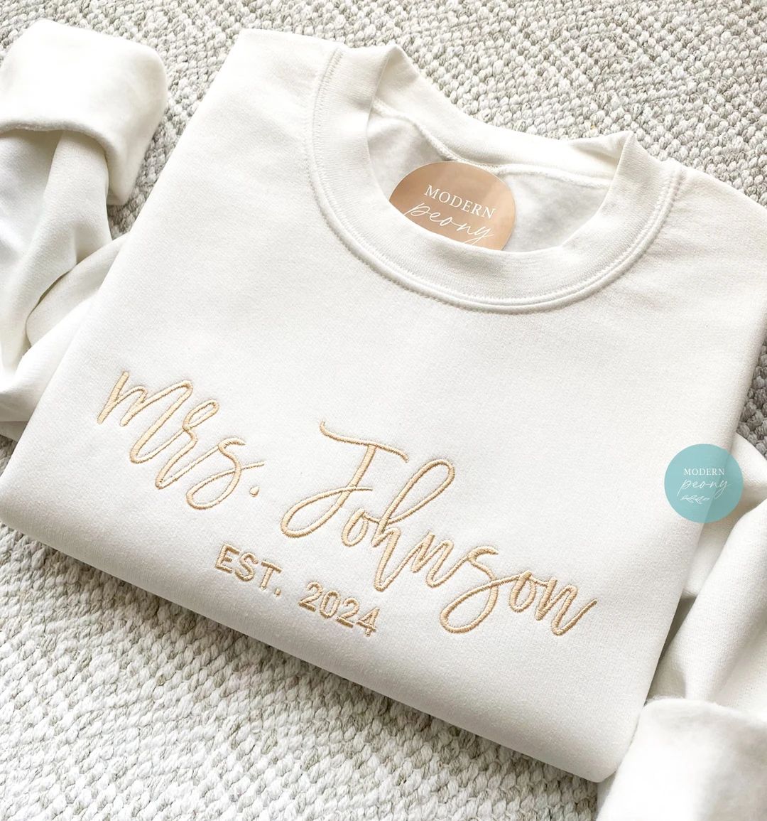 Custom Mrs Sweatshirt Embroidered Future Mrs Name Crewneck - Etsy | Etsy (US)