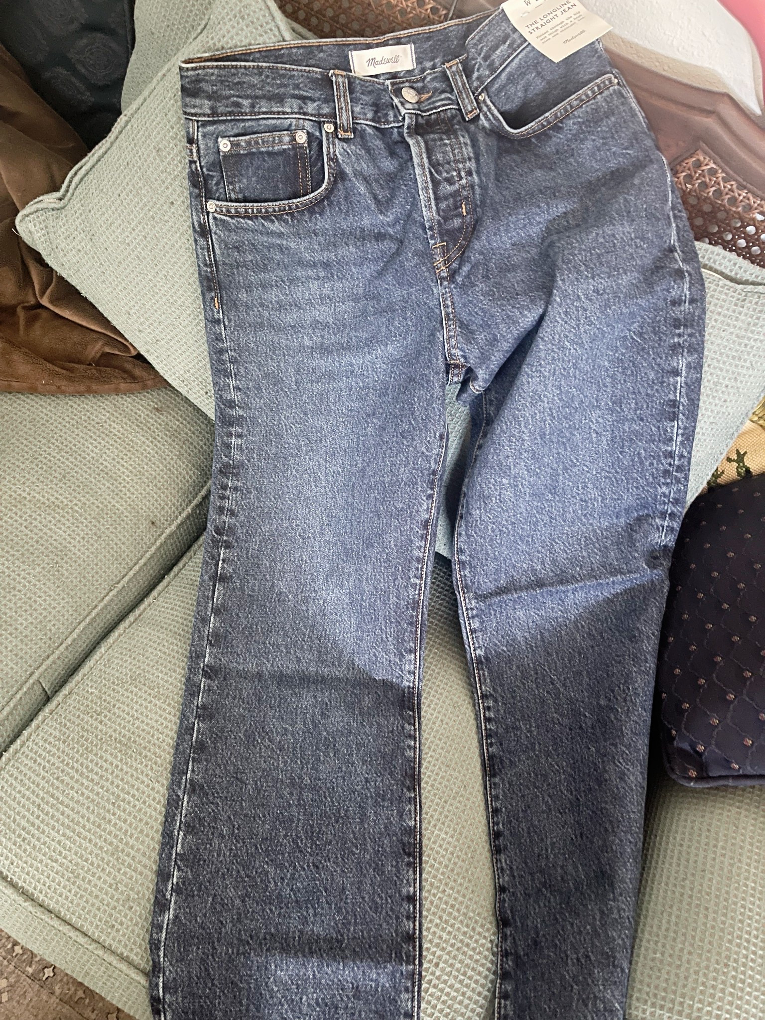 I recently had to return these chic @madewell straight jeans (tagged! They are TTS and so so amazing but too short on me- I’m 5’10 but shorter? You’ll love them!) but I am such a fan of all @madewell denim - and it’s the last day of their insider event (30% off!) so I’m linking all sorts of my faves! #investmentpieve 

#LTKSaleAlert #LTKStyleTip #LTKSeasonal