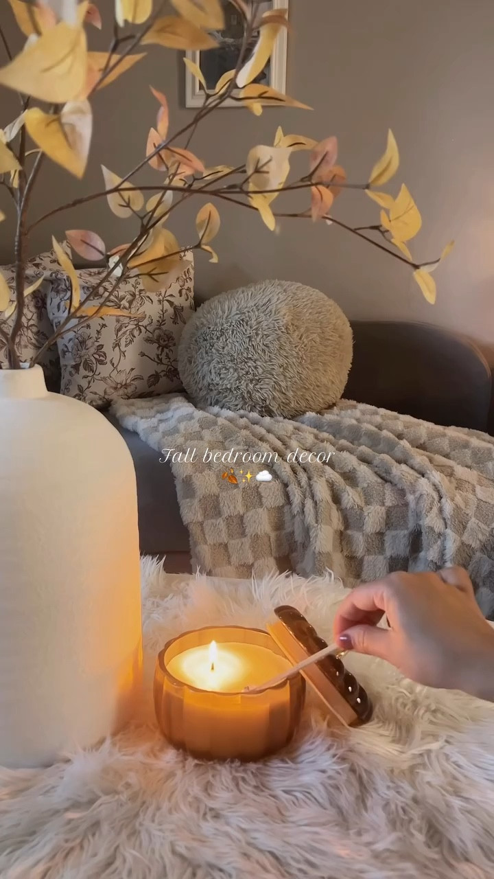 Fall Bedroom Decor With Simple Neutral Colors 🍂🤍🫶🏻
 

#falldecor #fallbedroomdecor #autumnhomedecor #autumndecor #cozy #cozybedroom #neutraldecor #neutralhomedecor #neutralfalldecor #homedecorideas #inspodecor #bedroominspo #neutralbedroom