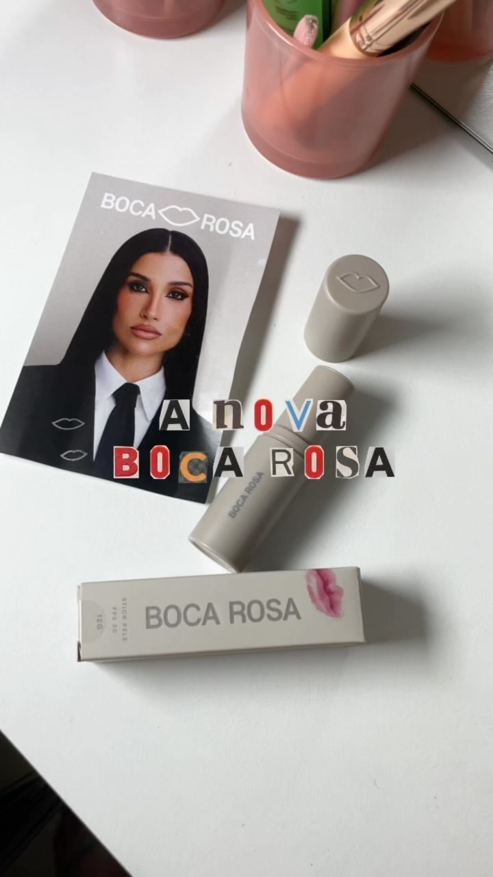 Esse lançamento revolucionou o mercado nacional trazendo 50 tons e uma fórmula multifuncional: base, corretivo e contorno em um só produto! Além disso, tem FPS 30 e promete resistência à água e ao suor. Será que entrega tudo isso? 🤔

Fica de olho que em breve tem resenha completa! 👀🔥

✨
#makes #maquiagem #maquiagembrasil #automake #maquiagemx #maquiagemlovers #automaquiagem #maquiagemnacional #base #basestick #bocarosabeauty #bocarosa #multifunctional #resenha #umboxing