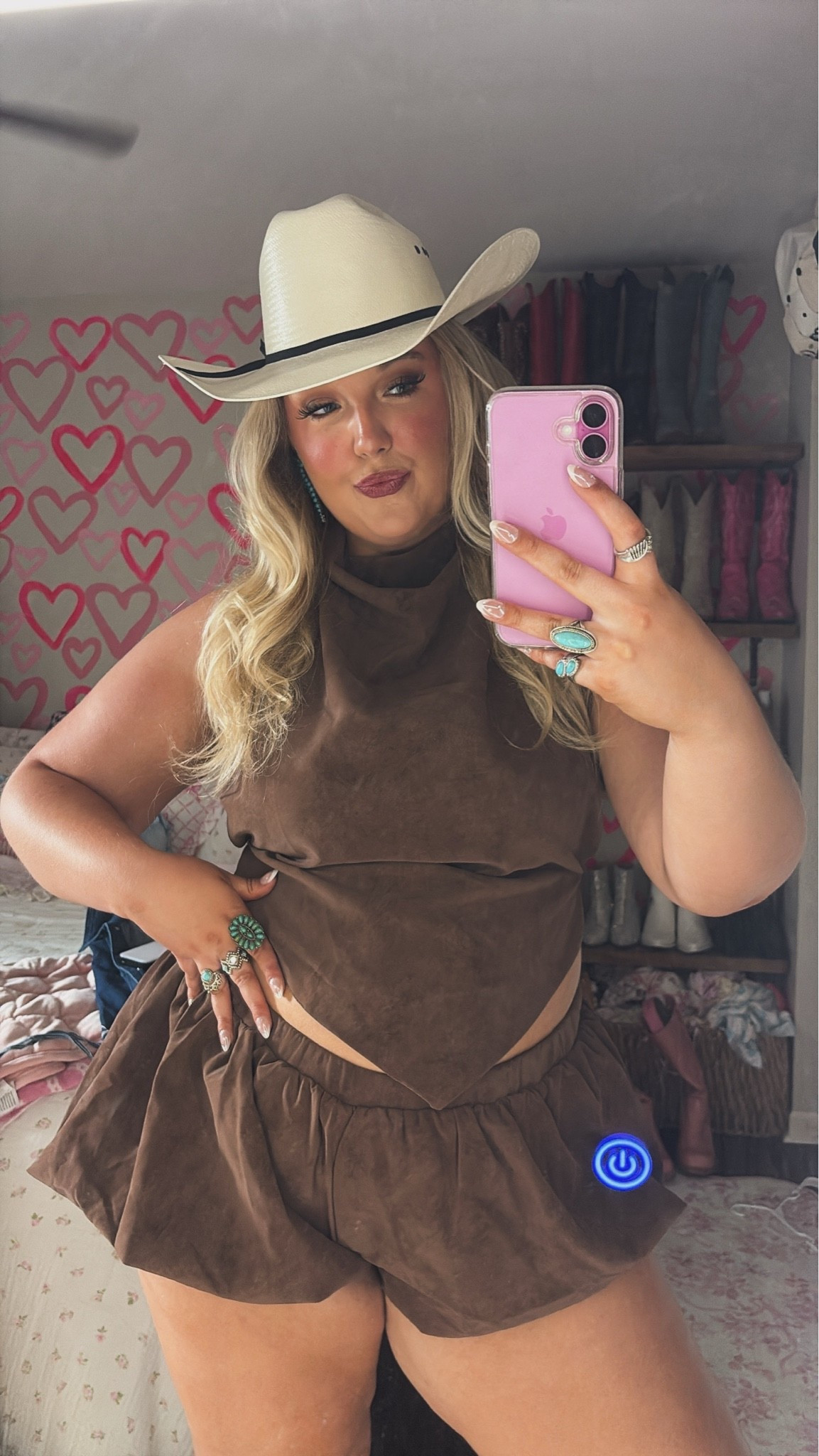 CT DAY 1 🤠✨⚡️🐴🤎

#LTKdayinmylife #LTKootd #LTKgrwm