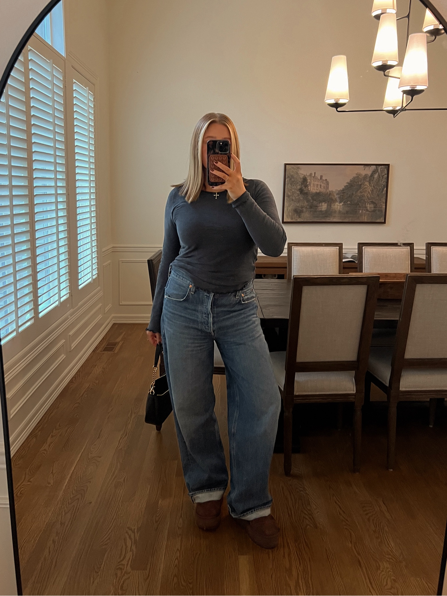 Liner: iconic nude / gloss: caramel
Size down at least 1 or 2 in jeans! Wearing a 28 for a baggy fit. Size large in free people shirt I went up a size. Love my coach bag I wear often it’s on sale! Keep your true size in uggs. I’m an 8 love these brown ones 

#LTKShoeCrush #LTKFindsUnder100