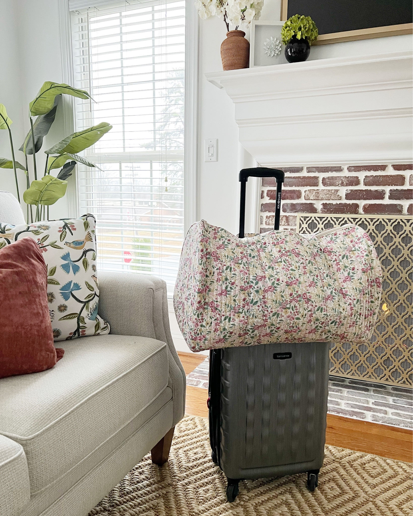 need help packing your #hospitalbag ? here’s what I’m taking to the hospital to meet our baby girl! #hospitalbag #baby #bump #babybump #babyoutfits #birth #firstbaby #grandmillennial
 #grandmillennialdecor #charlotteblogger #charlotte #coastalgrandmother #coastalstyle #style #fashion #amazonfashion #asos #amazon 

#LTKunder50 #LTKbump #LTKfamily