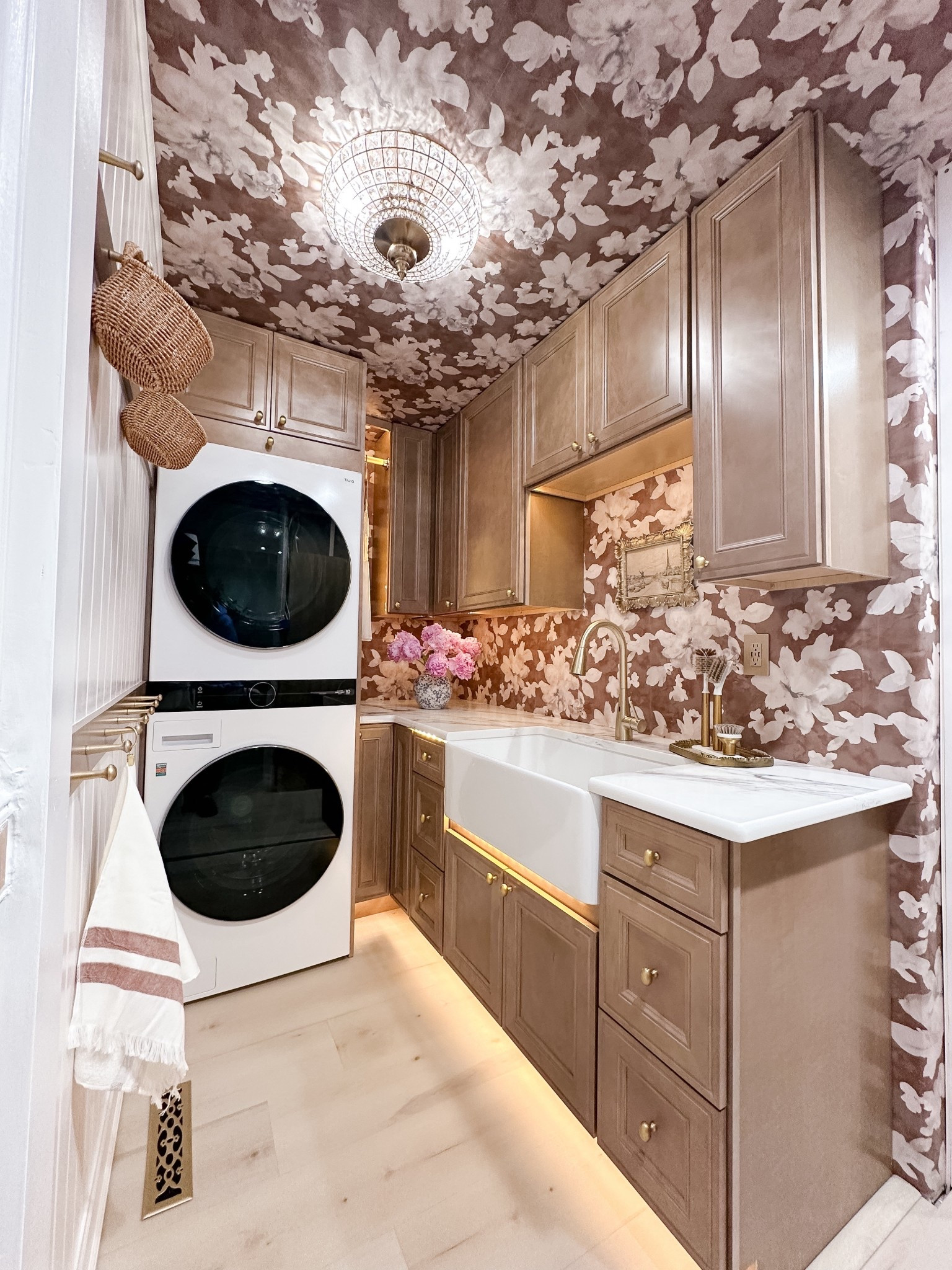 Laundry Room Wallpaper 

#LTKHome