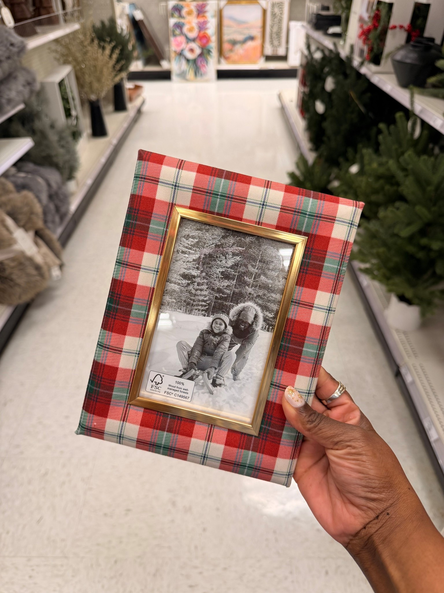How cute is this tartan plaid picture frame from Target?? 🎯 

#LTKHoliday #LTKHome #LTKFamily