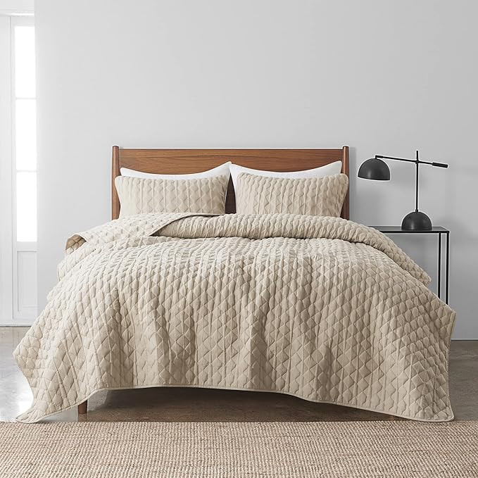 Beige Quilt King Size Bedding Sets with Pillow Shams, Lightweight Soft Bedspread Coverlet, Quilte... | Amazon (US)