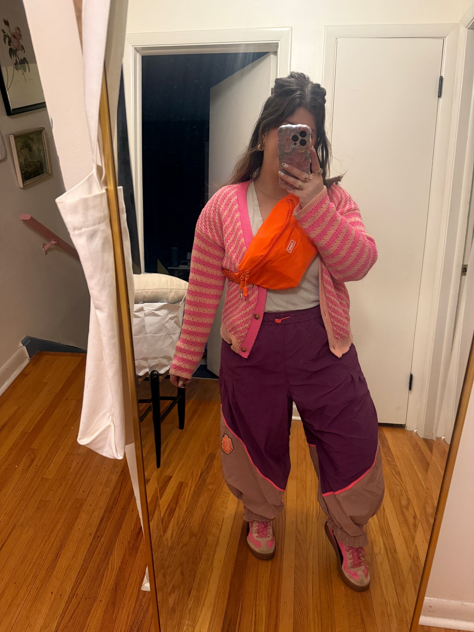 Barrel joggers with pumas for a soccer tournament 

#LTKootd #LTKPetite #LTKgrwm