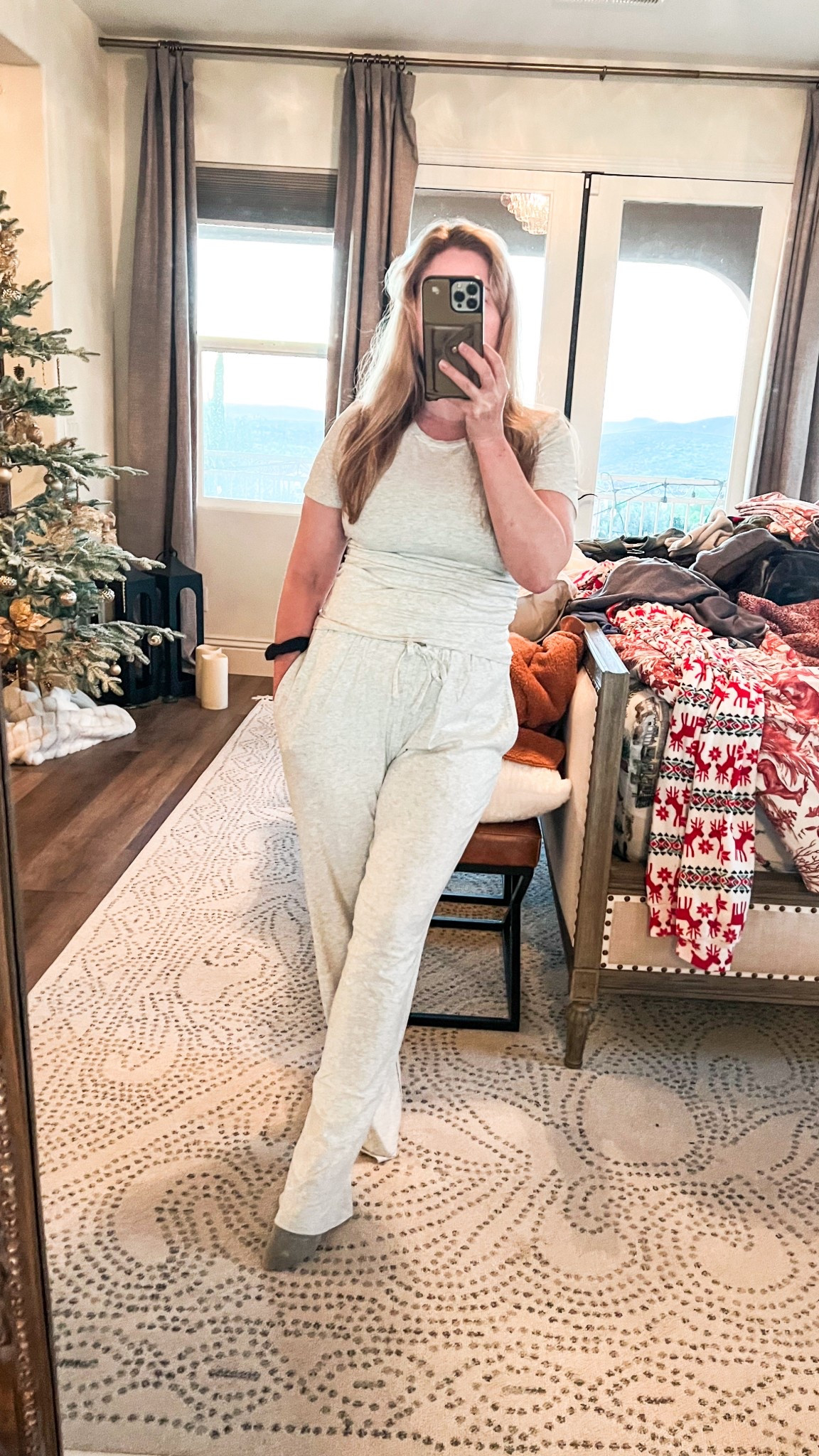 I forgot to post this set when I got it last month. It’s so good. The material is lightweight and soft. I just ordered it in black as well. Love! 

#LTKOver40 #LTKootd #LTKmomlife