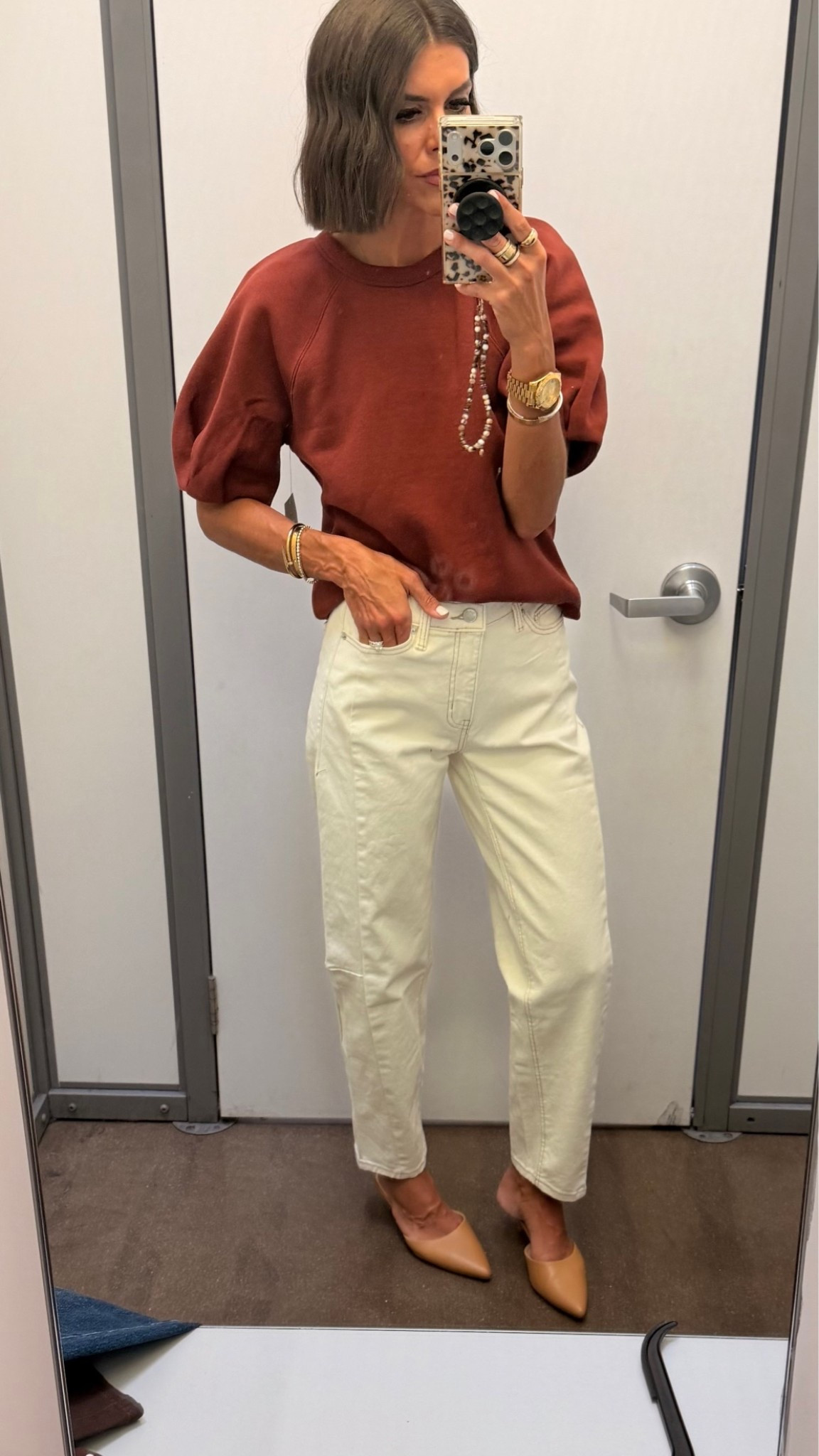 $14 Walmart puff sleeve sweatshirt is on the top seller list this week! Size xs.
Size 0 in Walmart the ans

#LTKSaleAlert #LTKselfcare #LTKstorytime