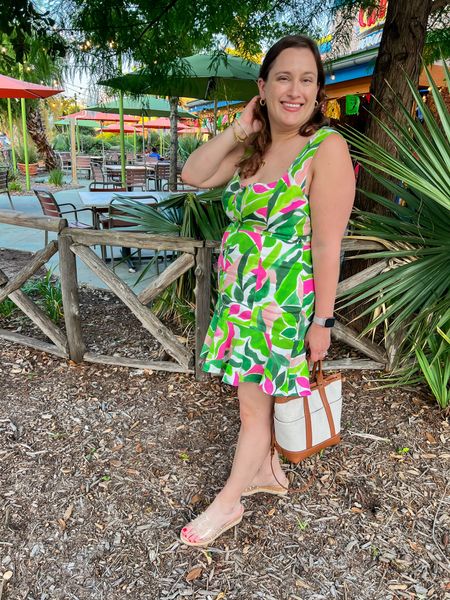 Floral dress, summer outfit 

#LTKStyleTip #LTKSeasonal #LTKMidsize