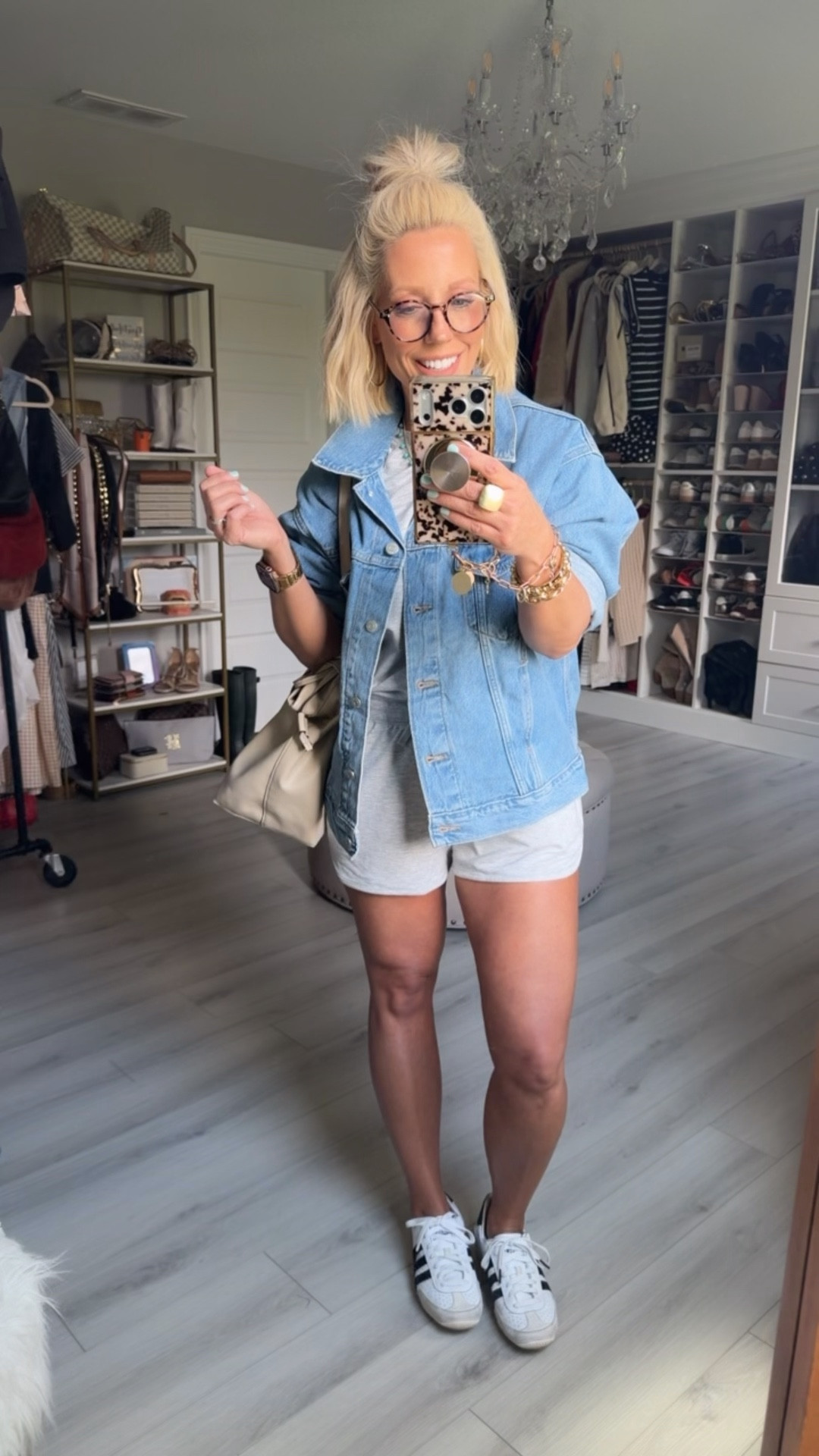 Comfy meets cute 💁‍♀️ these Walmart lounge sets are NOT just for home — I’m styling them as everyday outfits 🙌

Think casual mom outfits, affordable fashion finds, Walmart style, athleisure looks, and comfy chic vibes you can actually wear out of the house 👟✨

From school runs to coffee dates… we’re making lounge sets a whole outfit 🔥
⬇️⬇️⬇️
Sets size medium (very roomy, could have done small) 
Denim jacket small (oversized)

#WalmartFinds #LoungeSetStyle #AffordableFashion #MomStyle #CasualOutfits #AthleisureWear #EverydayStyle #WalmartFashion #ComfyChic #OOTD


#LTKSeasonal #LTKmomlife #LTKSaleAlert
