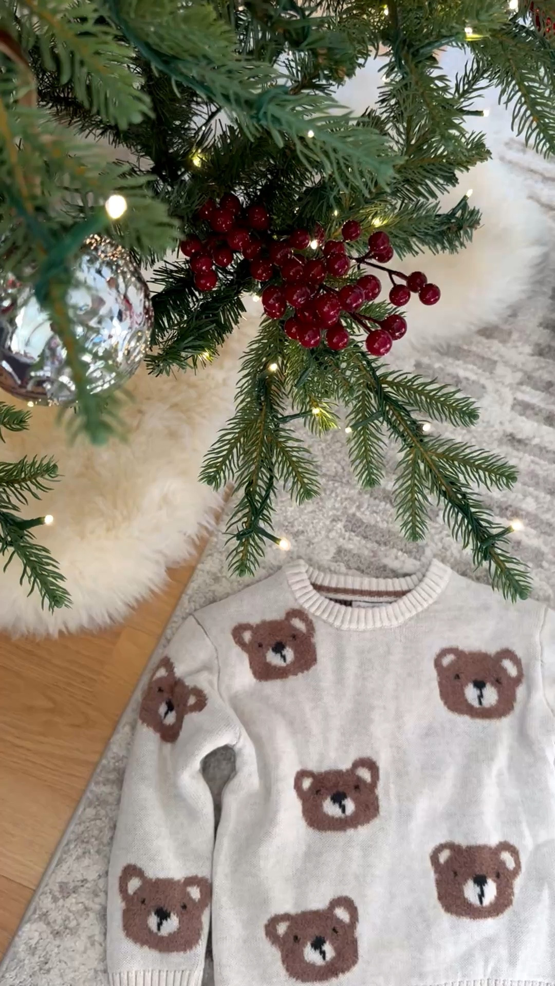 Cutest kids bear sweater! 

#LTKHoliday #LTKKids #LTKFamily