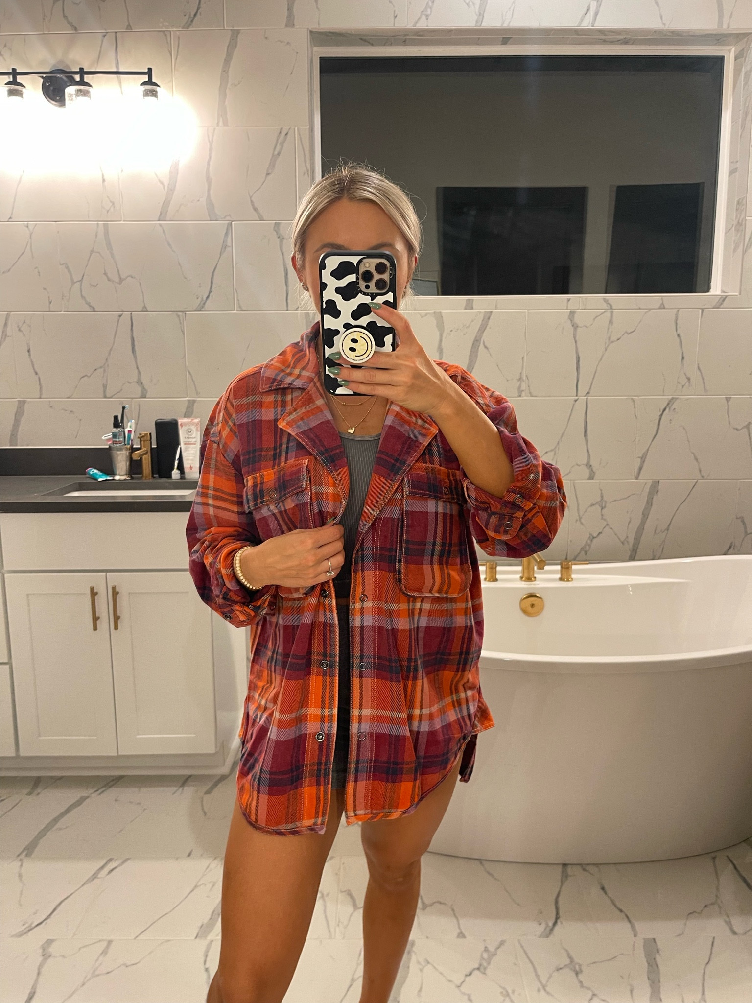 The perfect thanksgiving oversized flannel from free people! Wearing an XS 

#LTKHoliday #LTKSeasonal #LTKstyletip