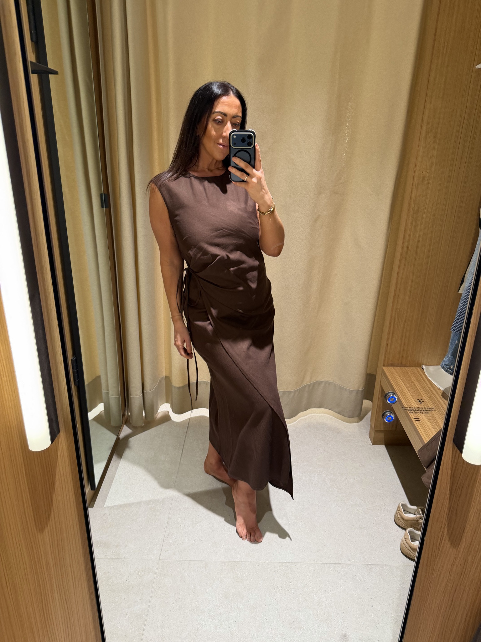 Stunning midaxi wrap style dress in a deep chocolatey brown. 

Style with a fascinator for a chic races look - or with Mary janes and a tote for an afternoon shopping - we love a dress thats versatile!

Mango wrap dress. Women over 40 style ideas. 

 #LTKuk #LTKdresses #LTKover50style