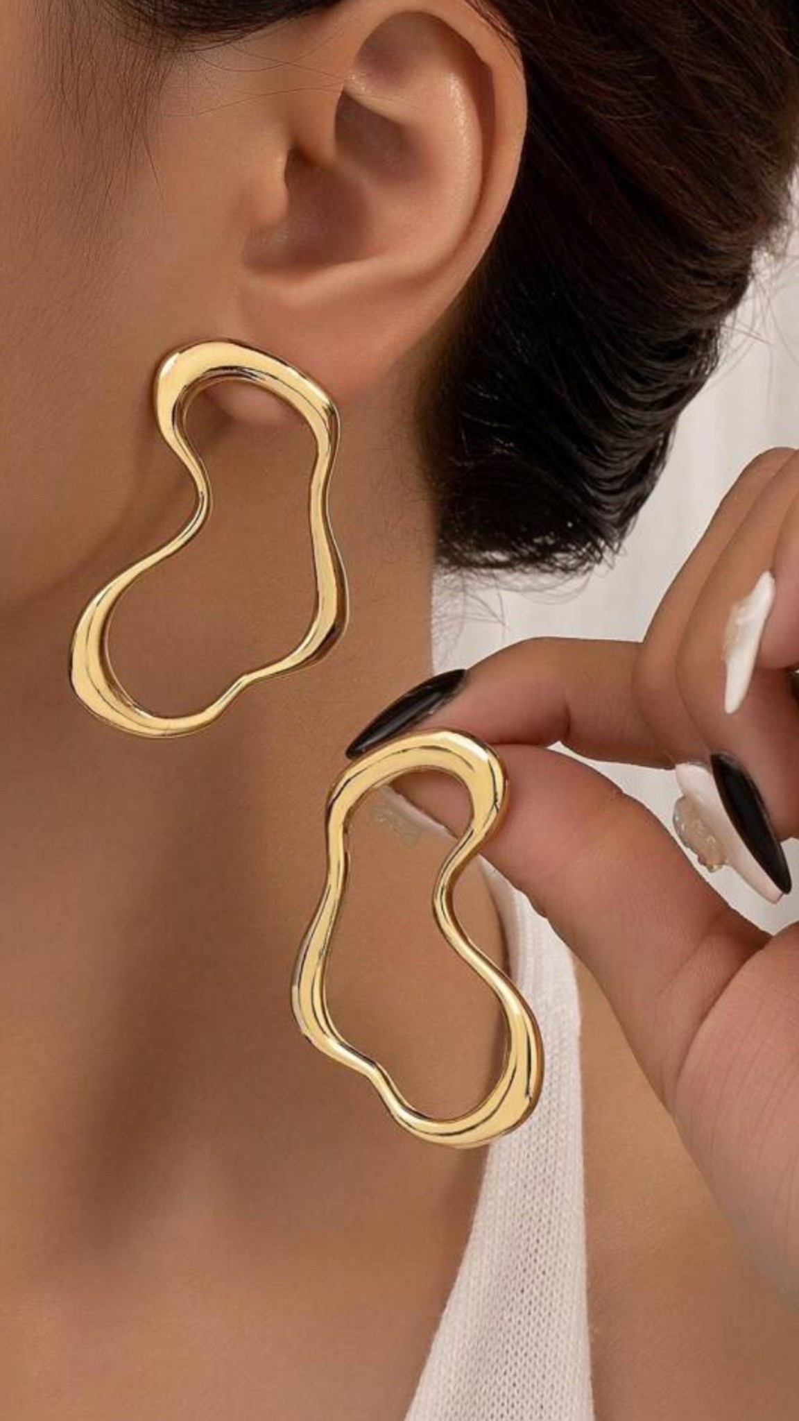 Structured Stud Earrings 