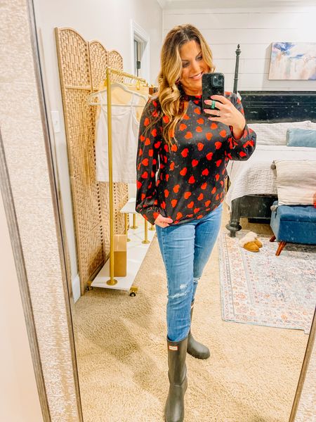 Aside from the dusty mirror, what’s not to love? This Vday knit top is perfect for the season. Fits generously TTS. I’m wearing my regular size- XL. Puff sleeves, crew neck, bold colors. Earrings are a perfect match and bonus: they aren’t heavy!

#LTKstyletip #LTKSeasonal #LTKFind