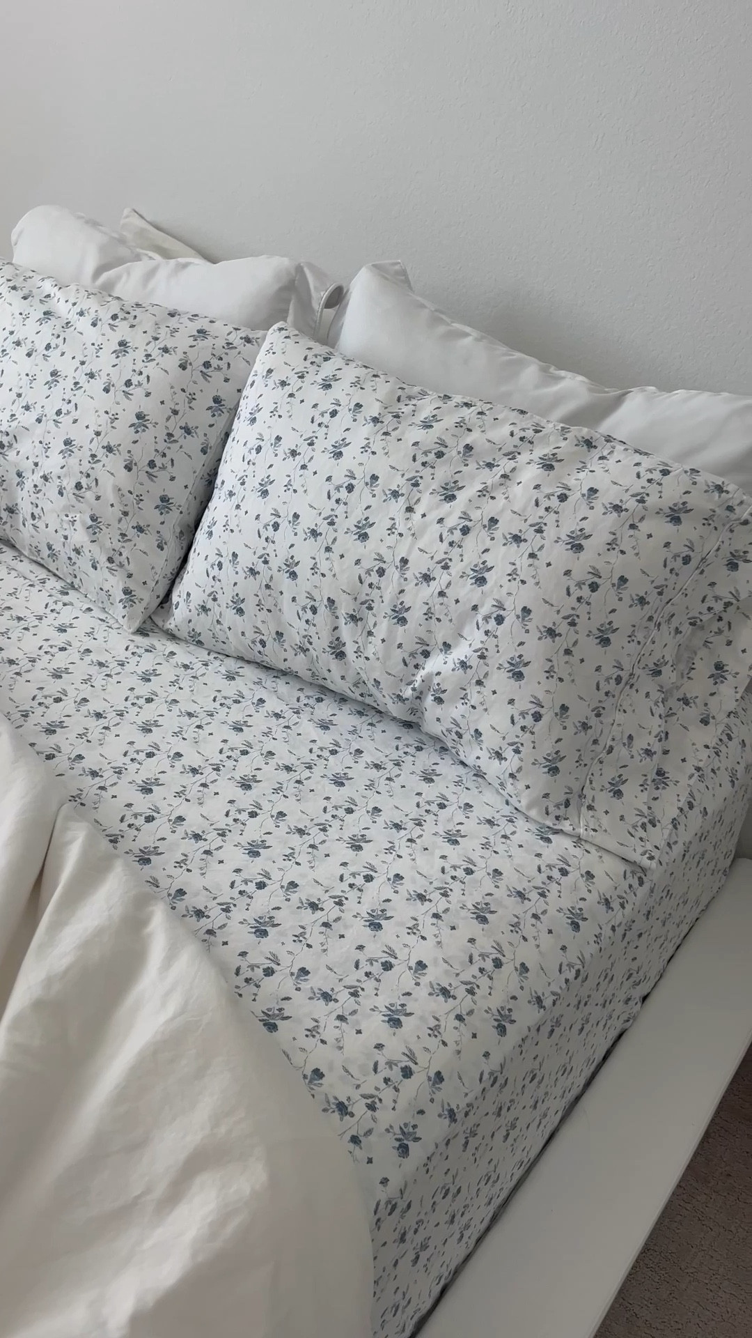 My spring sheets 💐🐝🌷

#LTKhome #LTKFind #LTKSeasonal