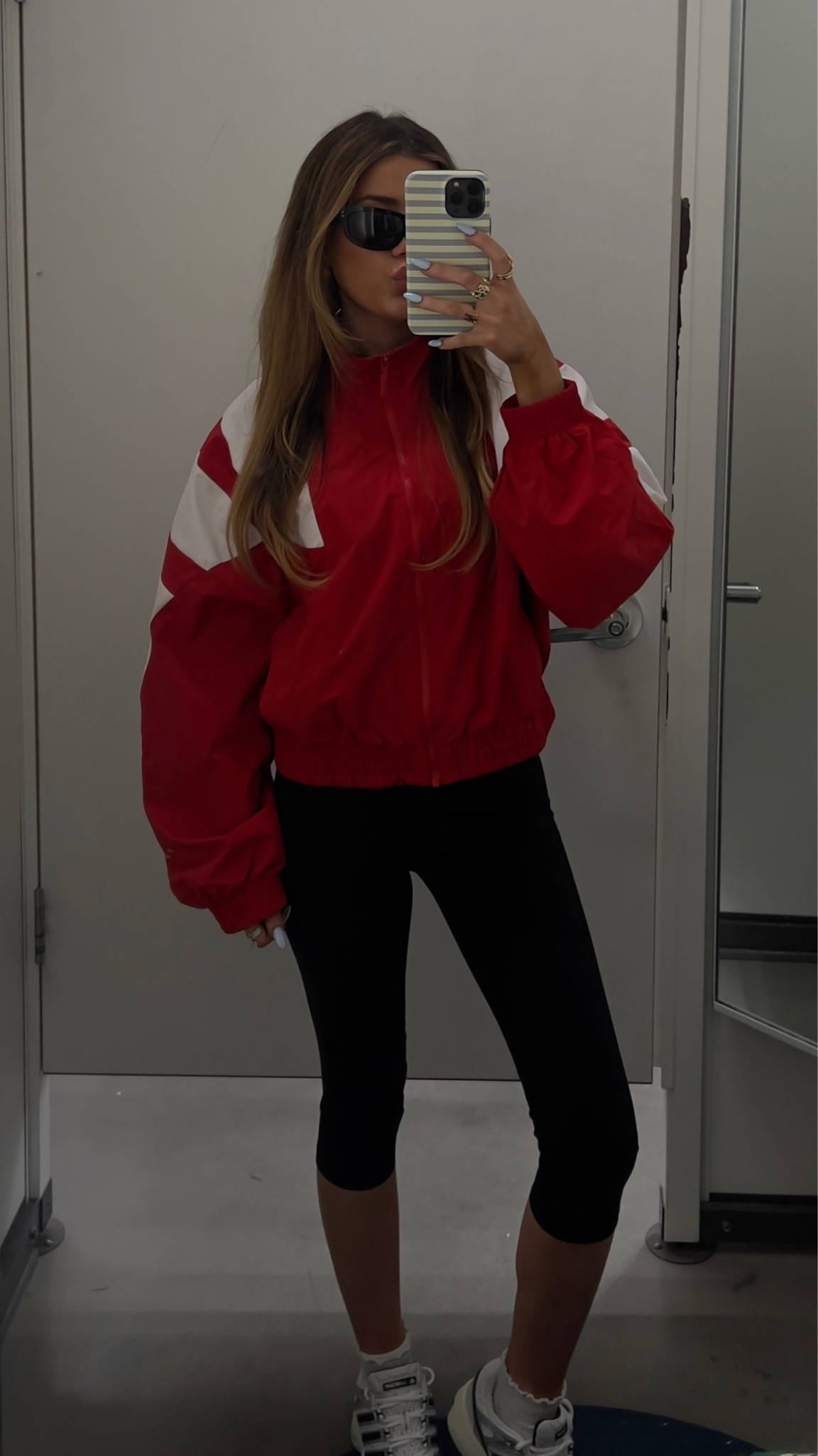 wearing a medium jacket and xs capris ❤️