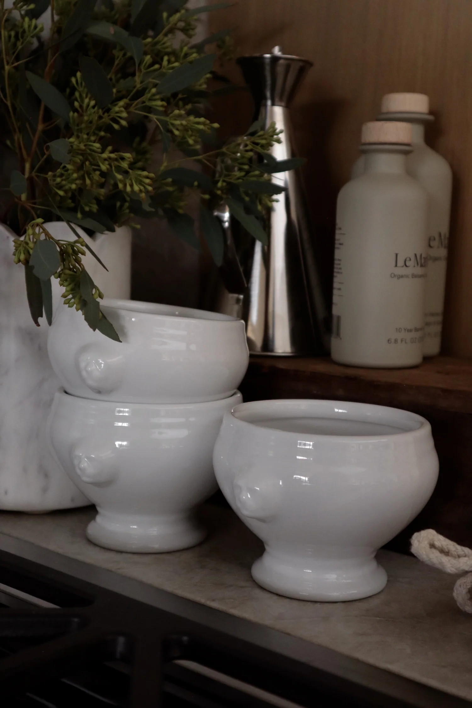 Porcelain Pedestal Bowl | THELIFESTYLEDCO