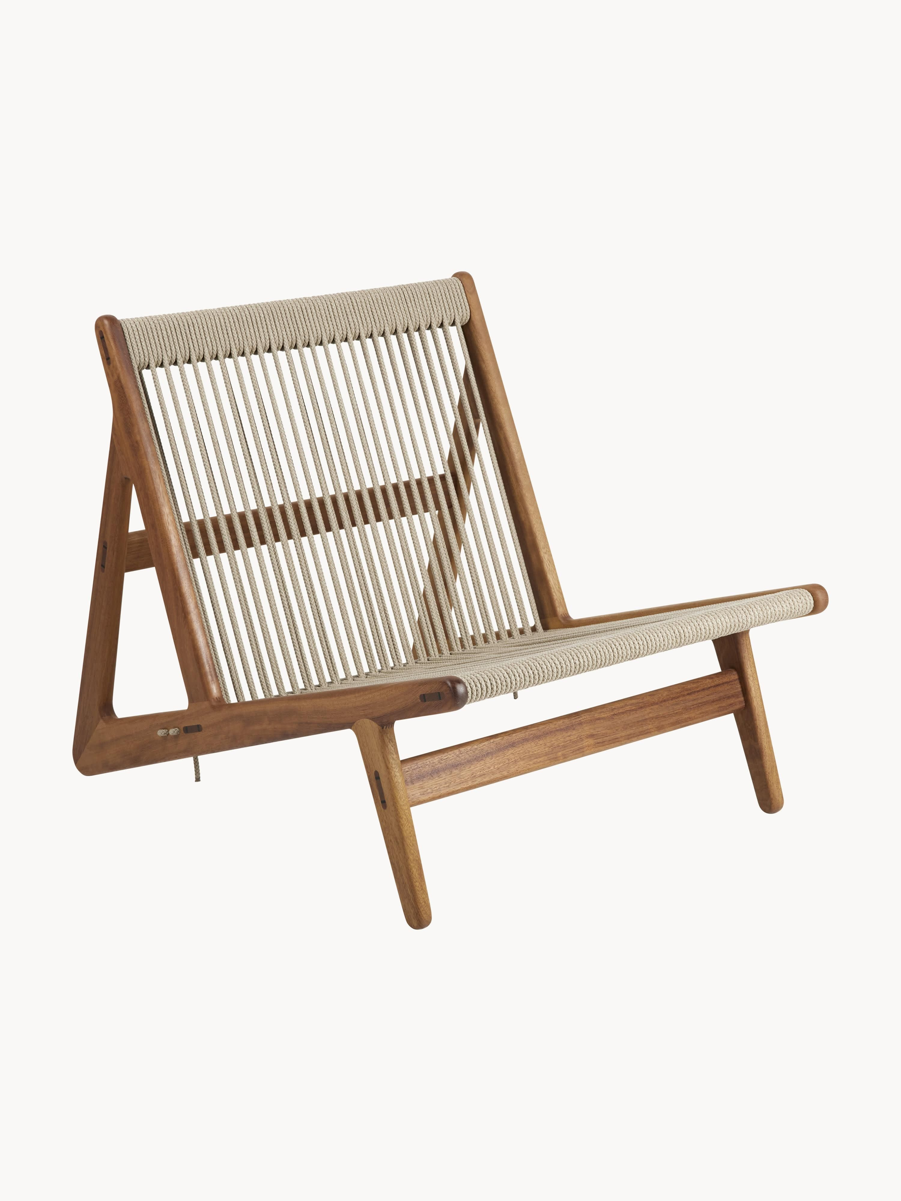 Fauteuil de jardin artisanal en bois d'iroko MR01 Initial | Westwing EU