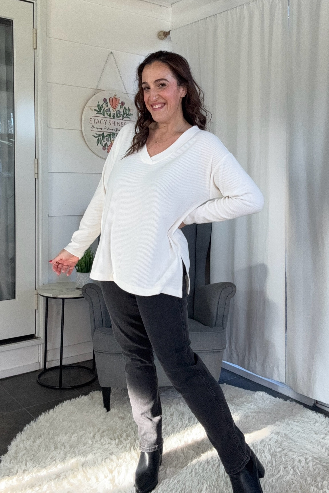 Love this soft vneck tunic! Long enough for leggings!

Tunic wearing size medium
Jeans fit true to size or down if in between.

#LTKSaleAlert #LTKStyleTip #LTKFindsUnder50